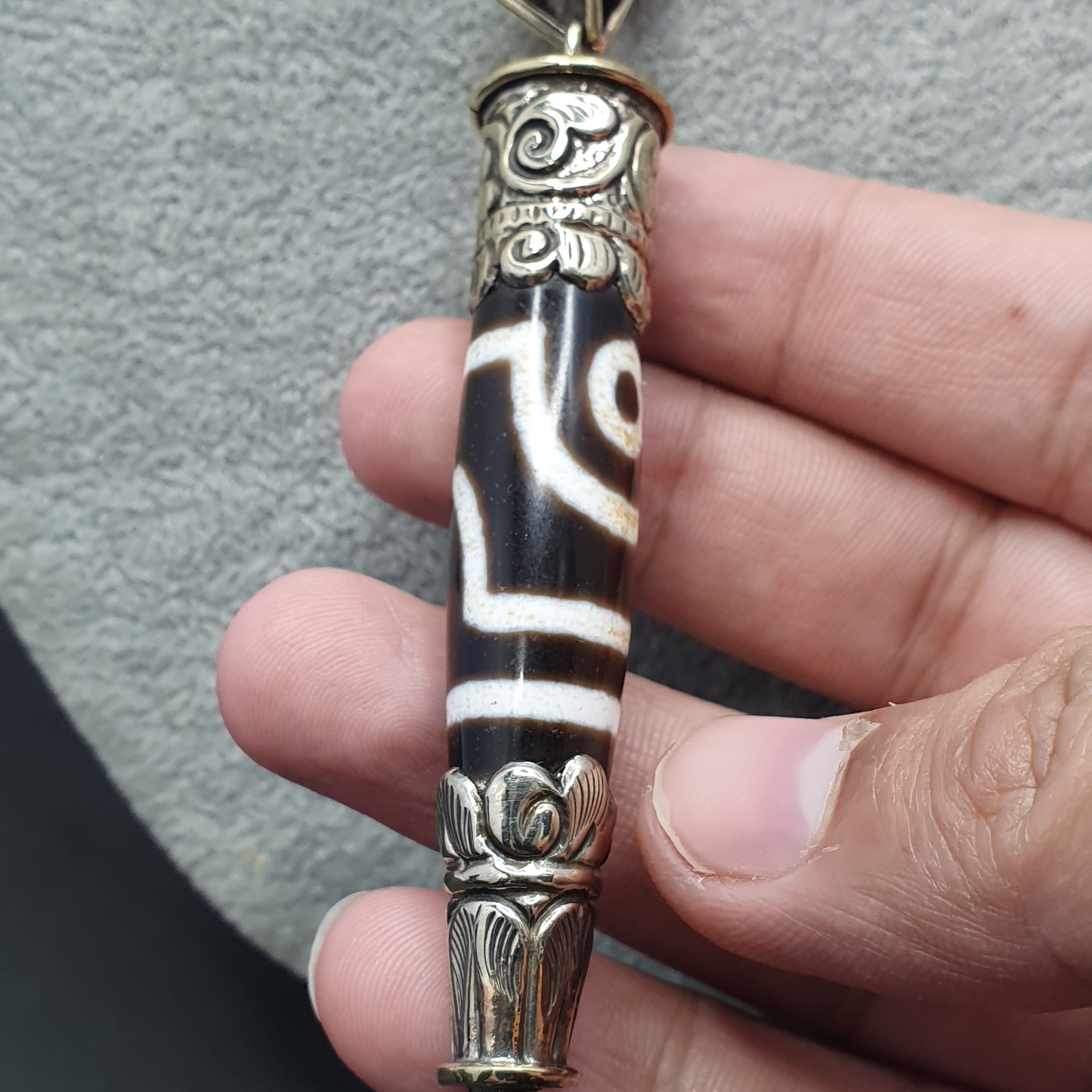 Vintage Tibetan 2 Eyes Agate & Brass Pendant Necklace