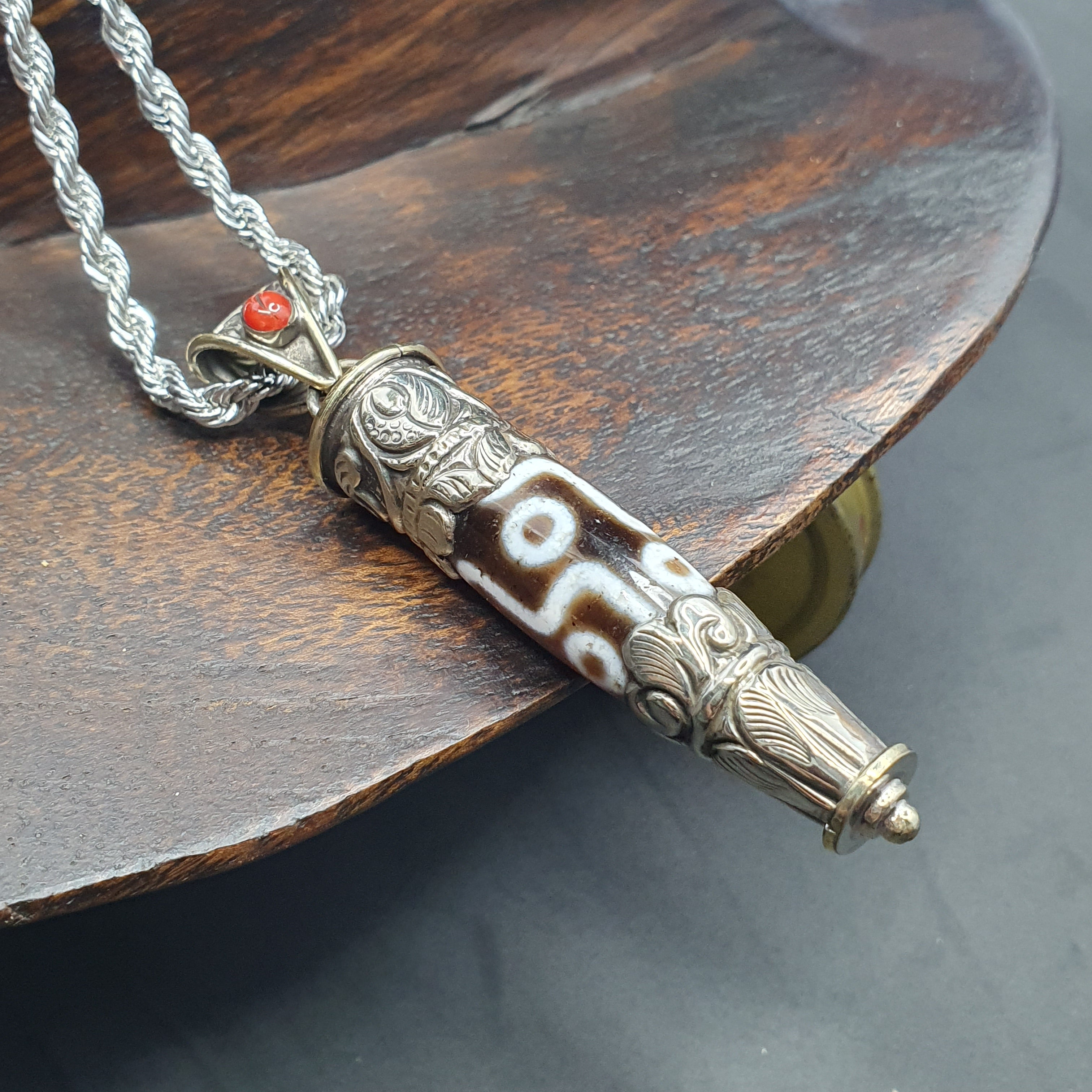 Vintage Tibetan 9 Eyes Agate & Brass Pendant Necklace