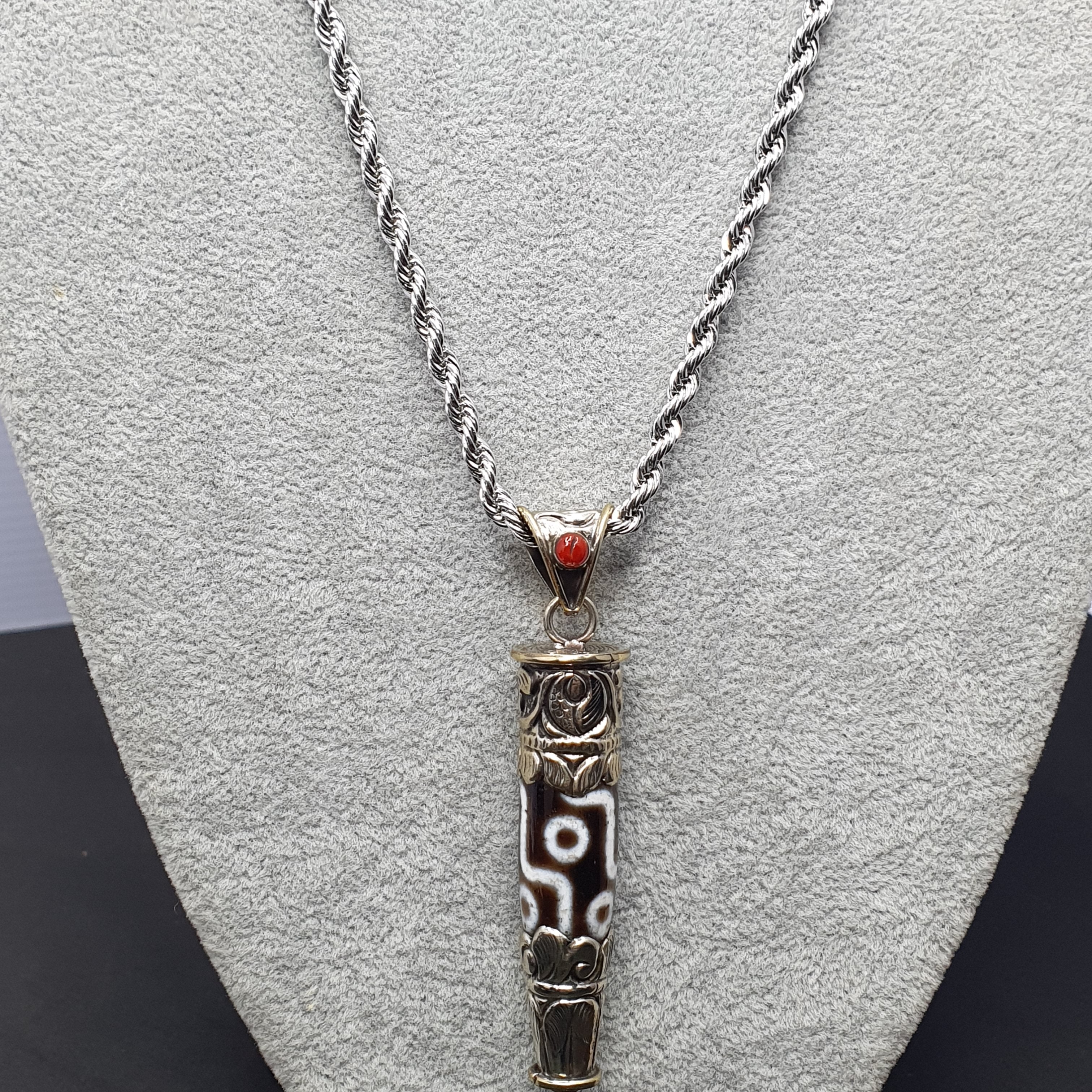 Vintage Tibetan 9 Eyes Agate & Brass Pendant Necklace