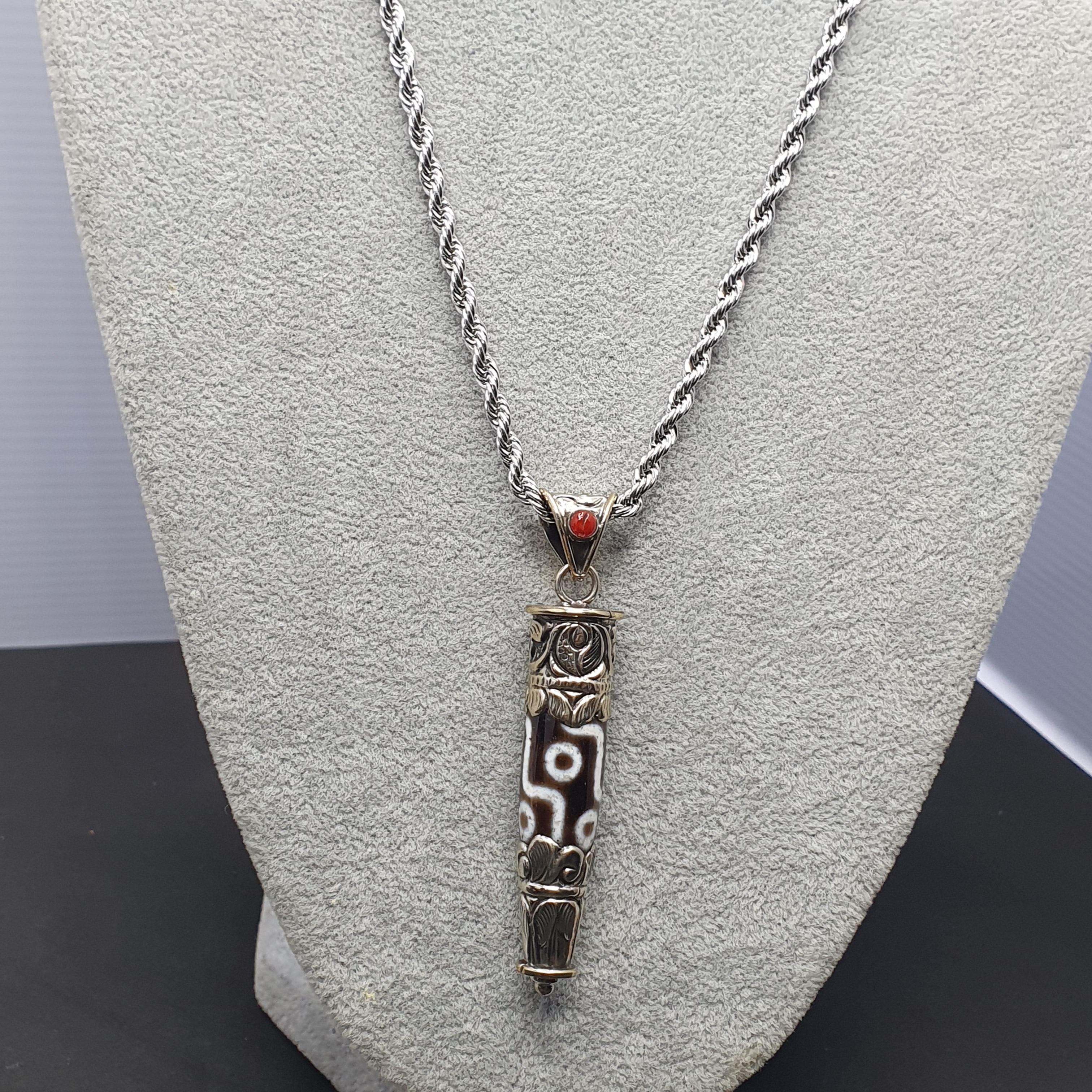 Vintage Tibetan 9 Eyes Agate & Brass Pendant Necklace