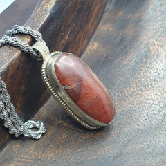 Vintage Tibetan Nepalese Red Carnelian Agate Pendant Necklace