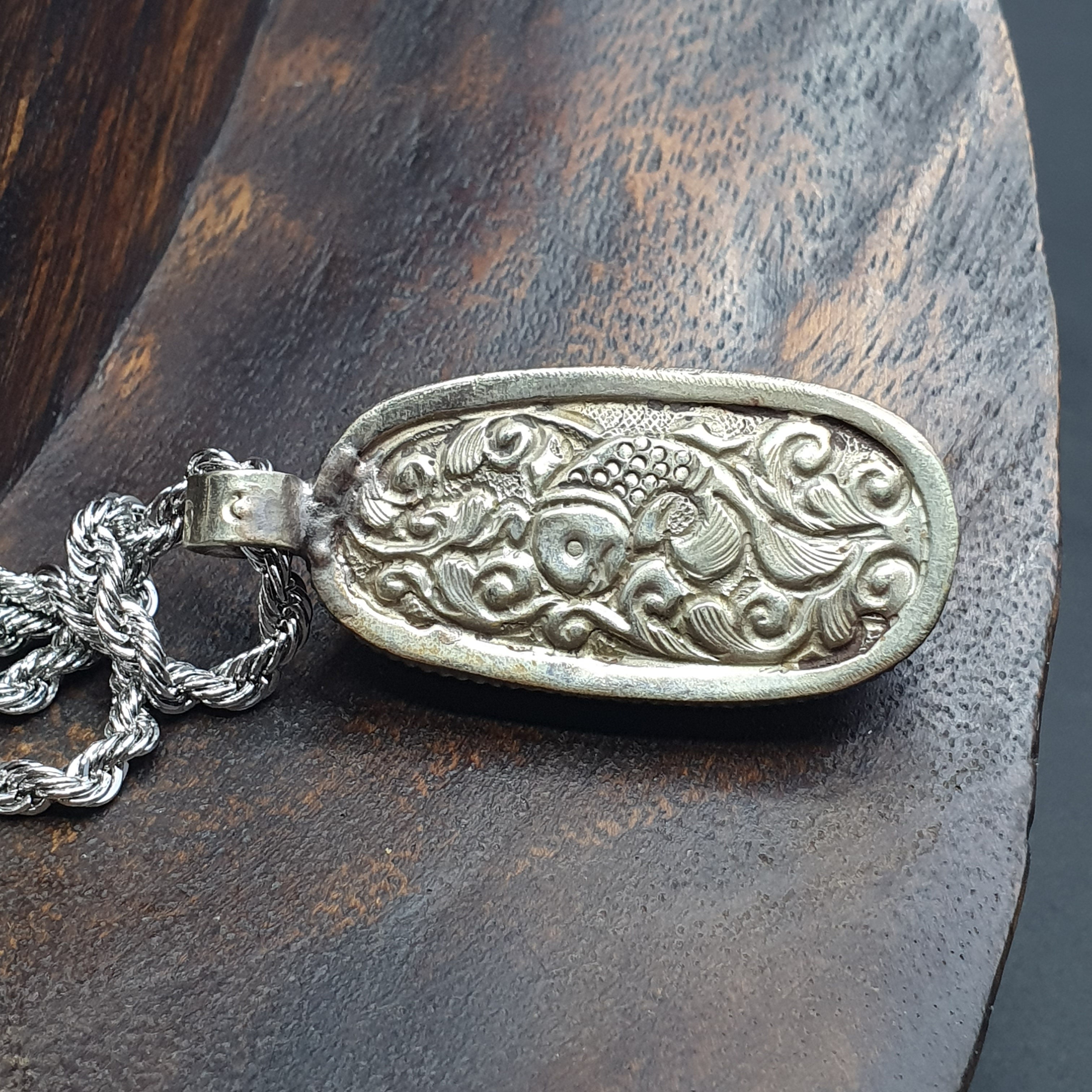 Vintage Tibetan Nepalese Red Carnelian Agate Pendant Necklace