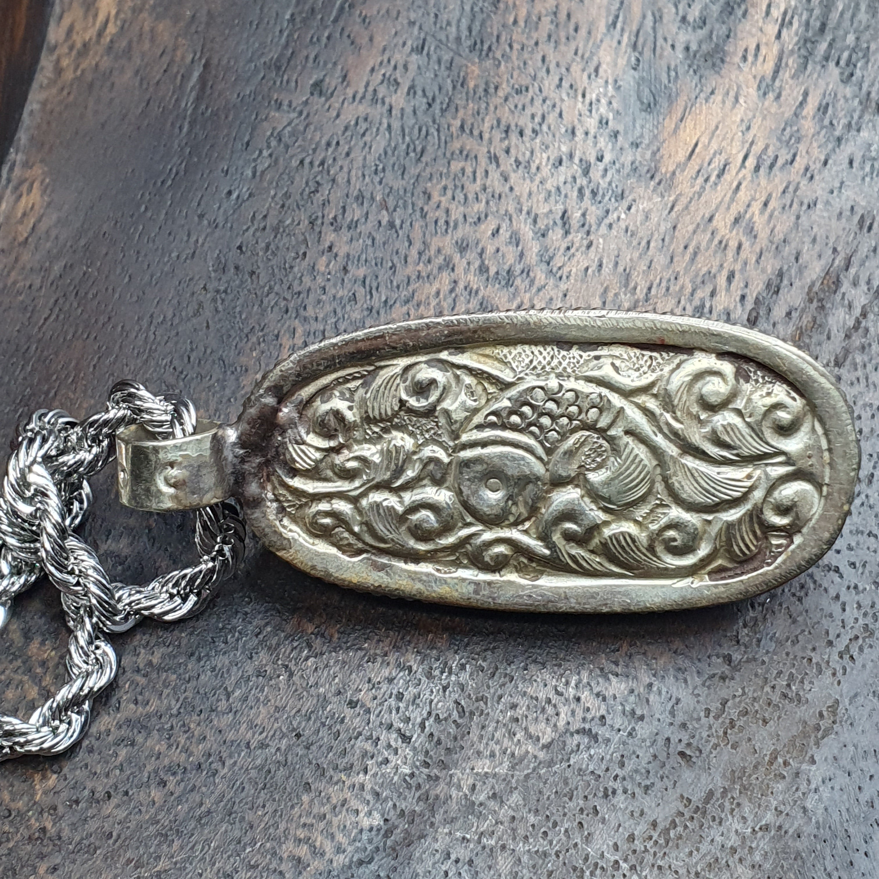 Vintage Tibetan Nepalese Red Carnelian Agate Pendant Necklace