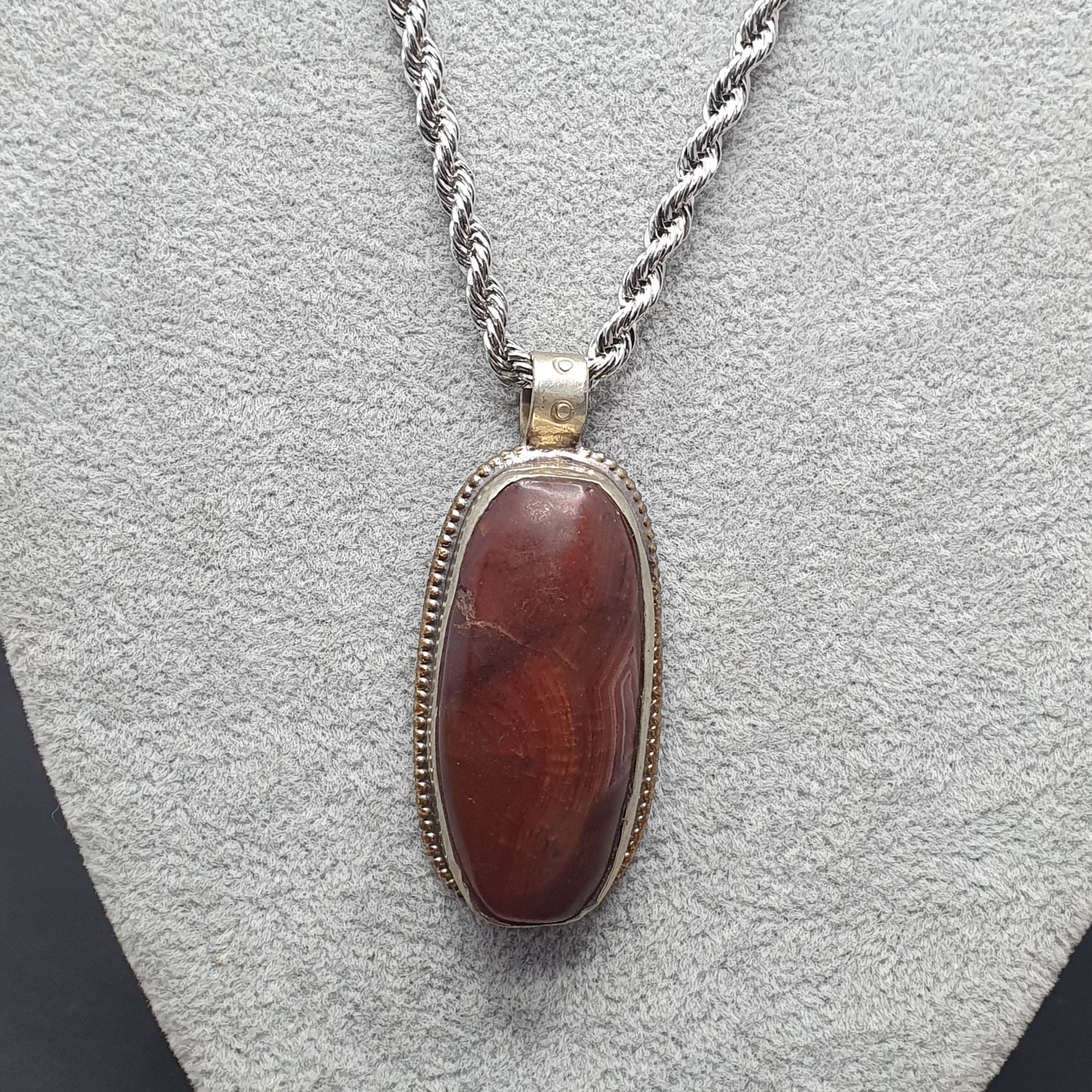 Vintage Tibetan Nepalese Red Carnelian Agate Pendant Necklace