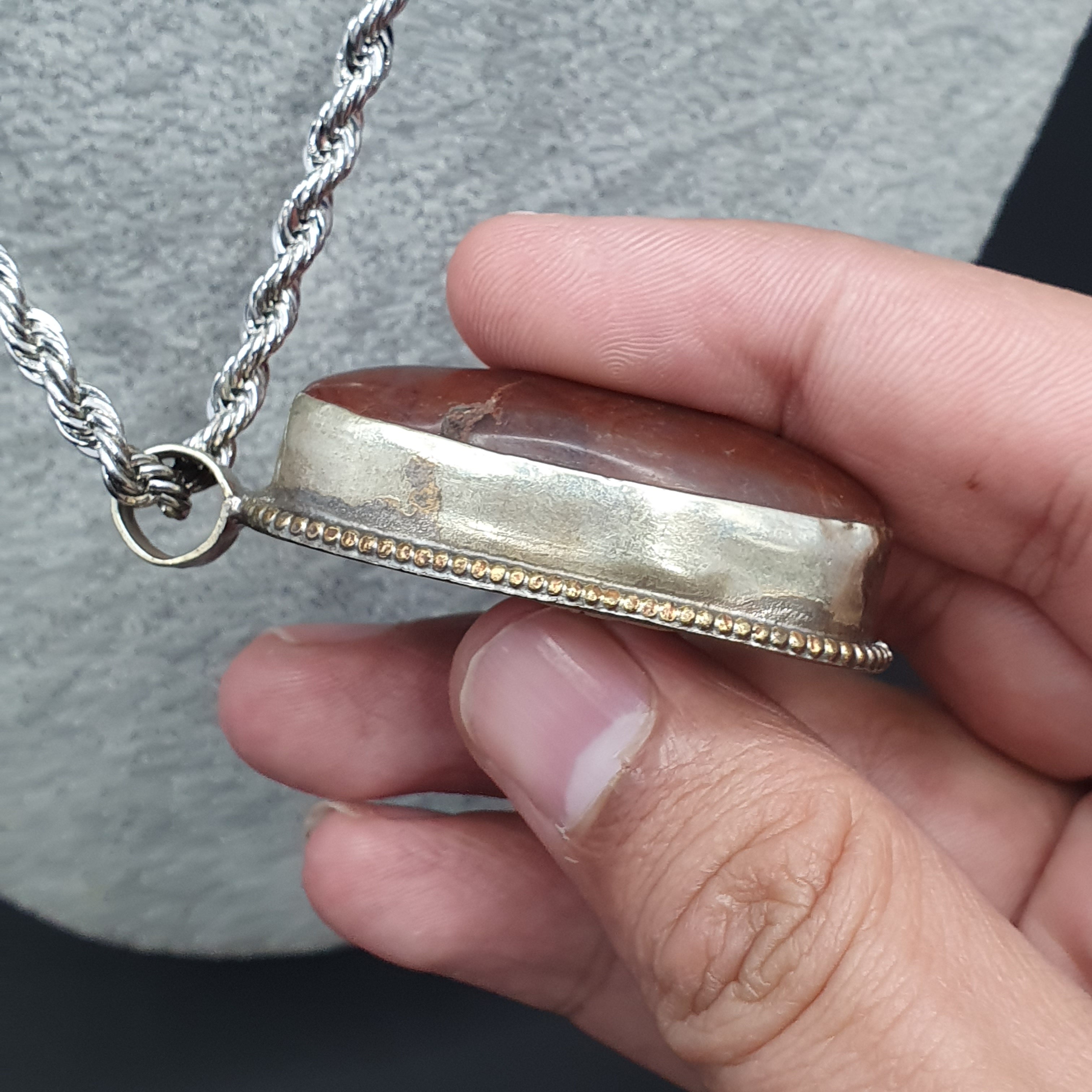 Vintage Tibetan Nepalese Red Carnelian Agate Pendant Necklace