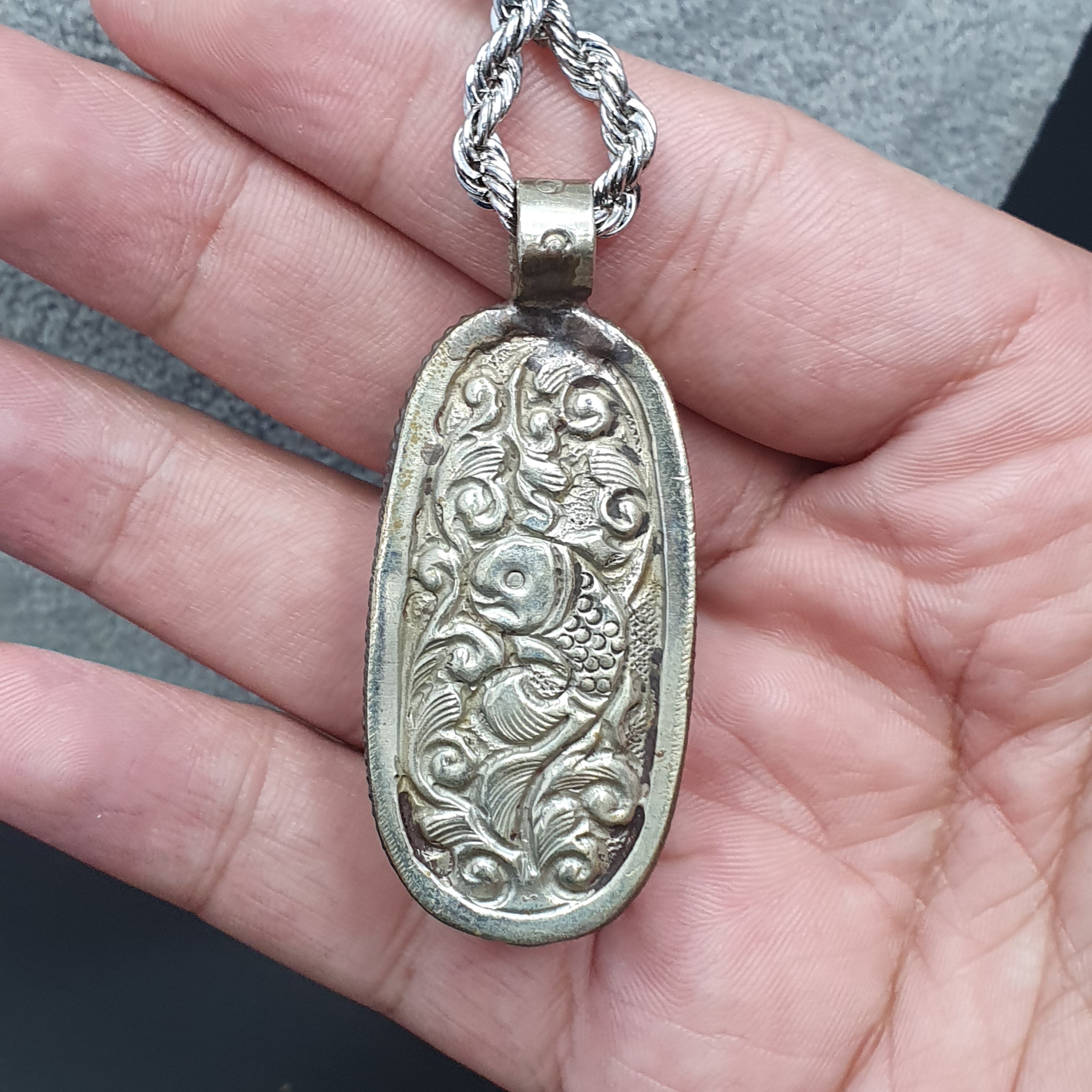 Vintage Tibetan Nepalese Red Carnelian Agate Pendant Necklace