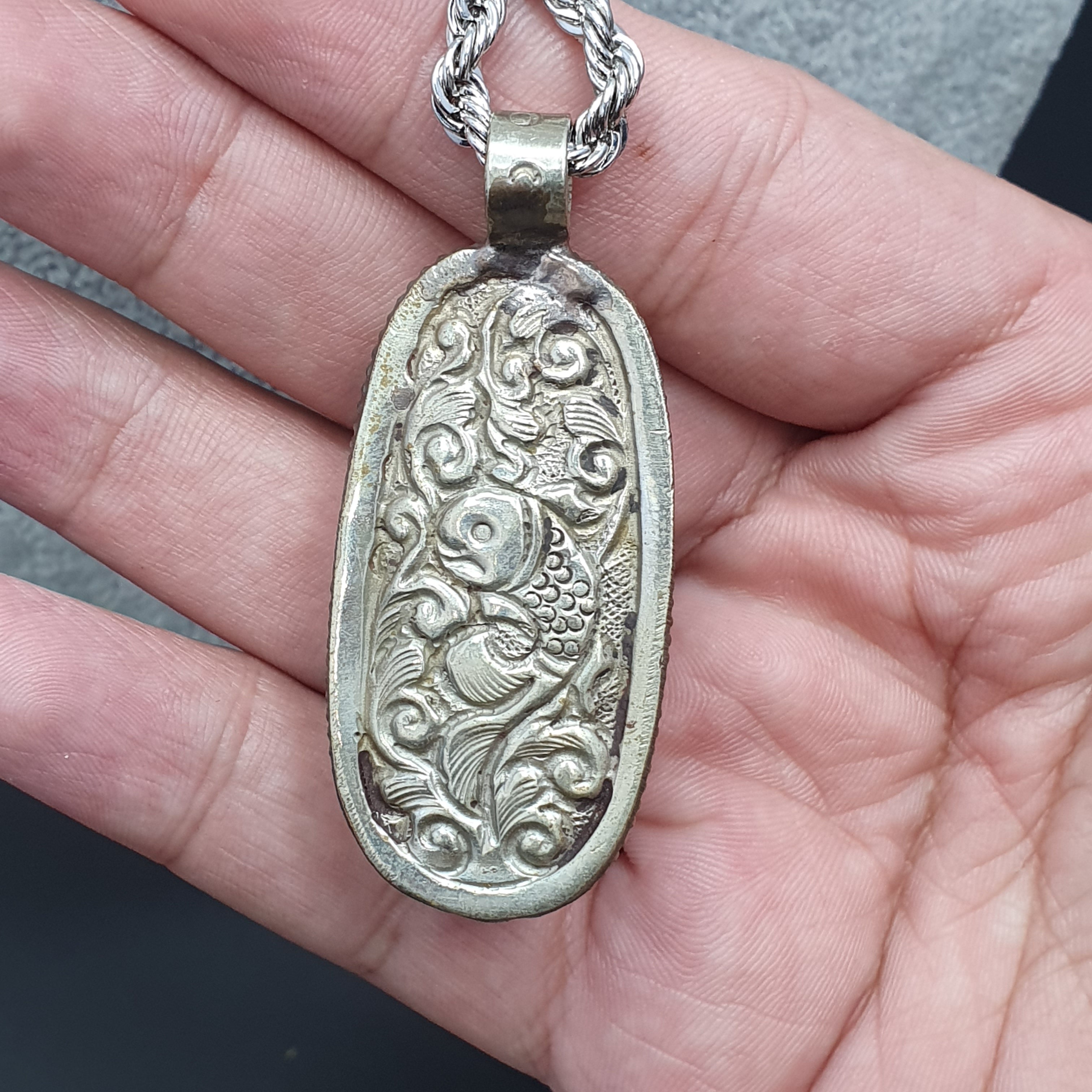 Vintage Tibetan Nepalese Red Carnelian Agate Pendant Necklace