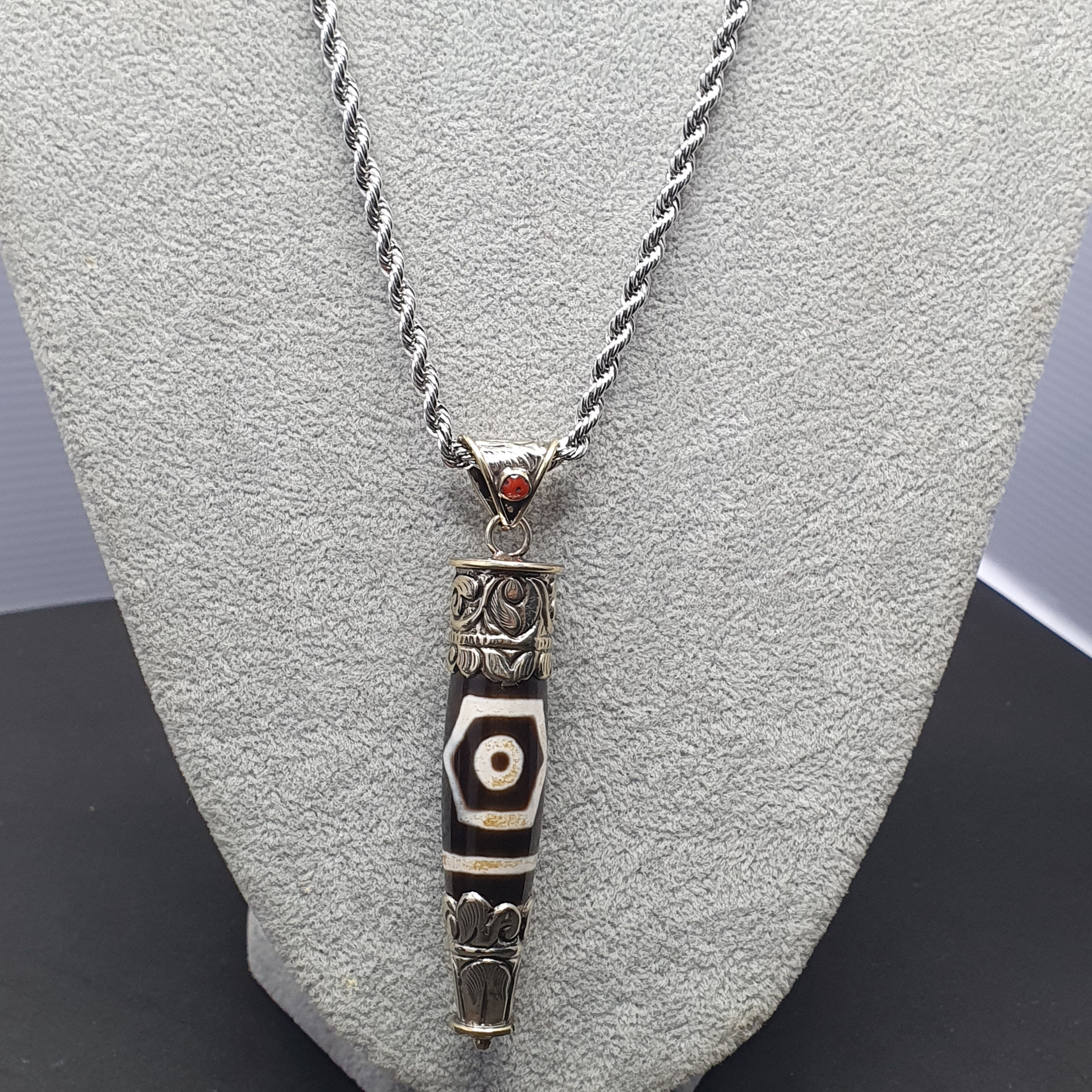 Vintage Tibetan 3 Eyes Agate & Brass Pendant Necklace