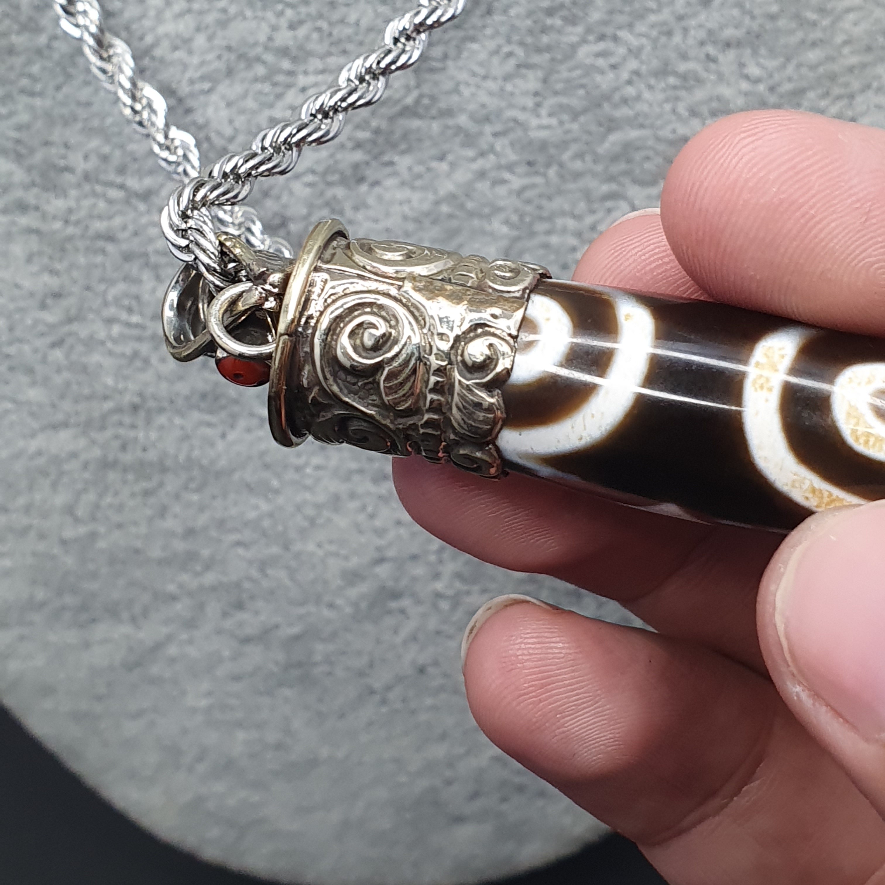 Vintage Tibetan 3 Eyes Agate & Brass Pendant Necklace