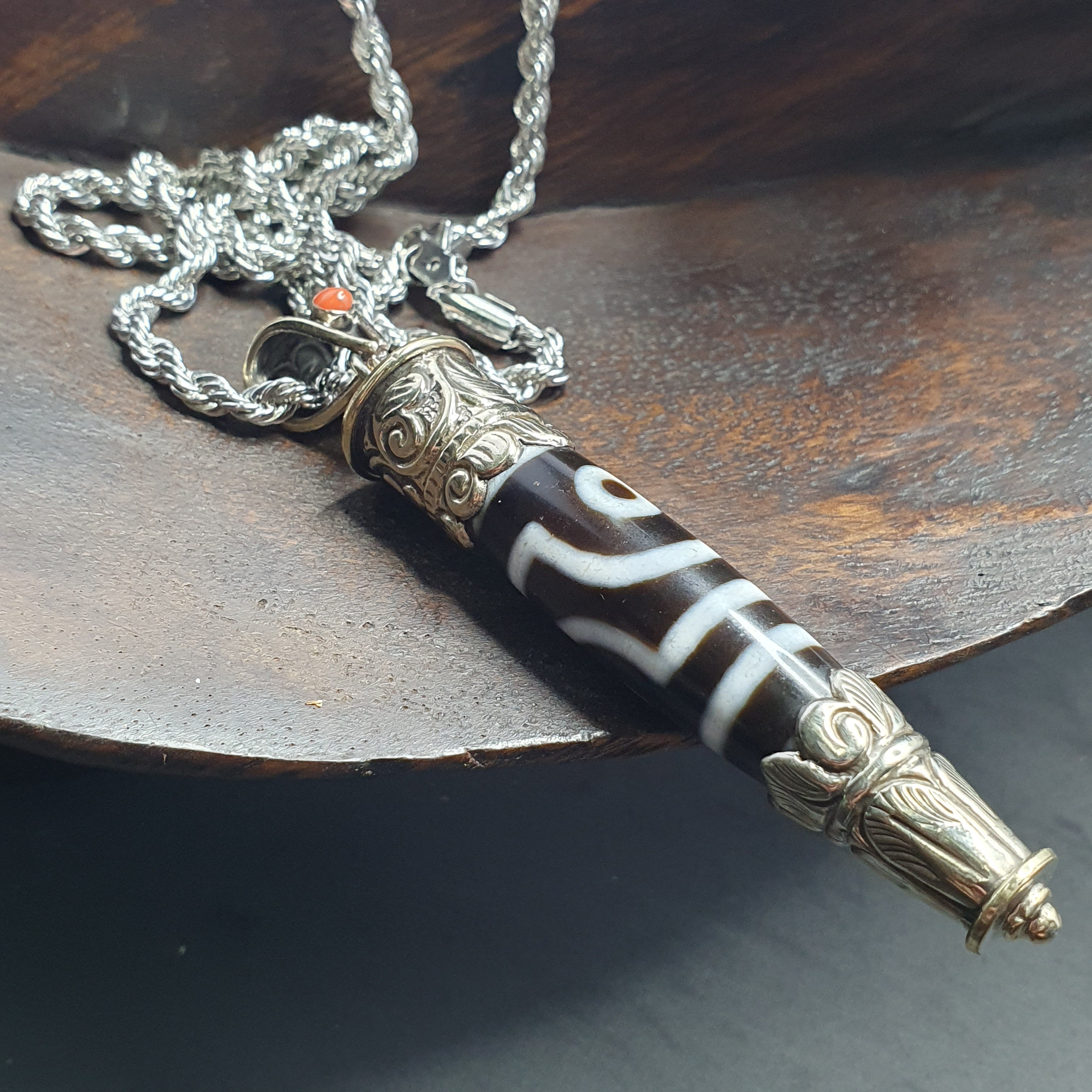 Vintage Tibetan Nepalese 2 Eyes Agate & Brass Pendant Necklace