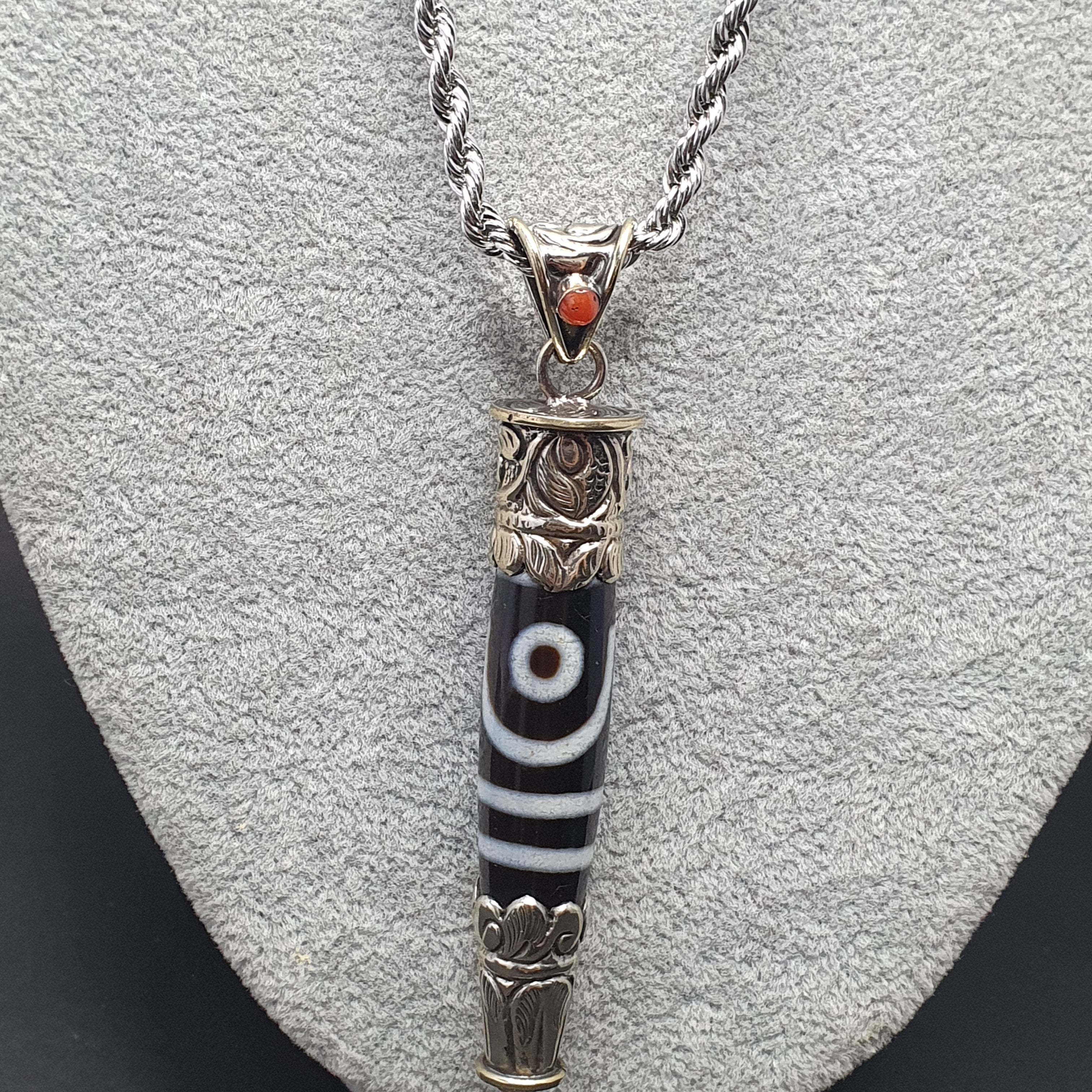 Vintage Tibetan Nepalese 2 Eyes Agate & Brass Pendant Necklace