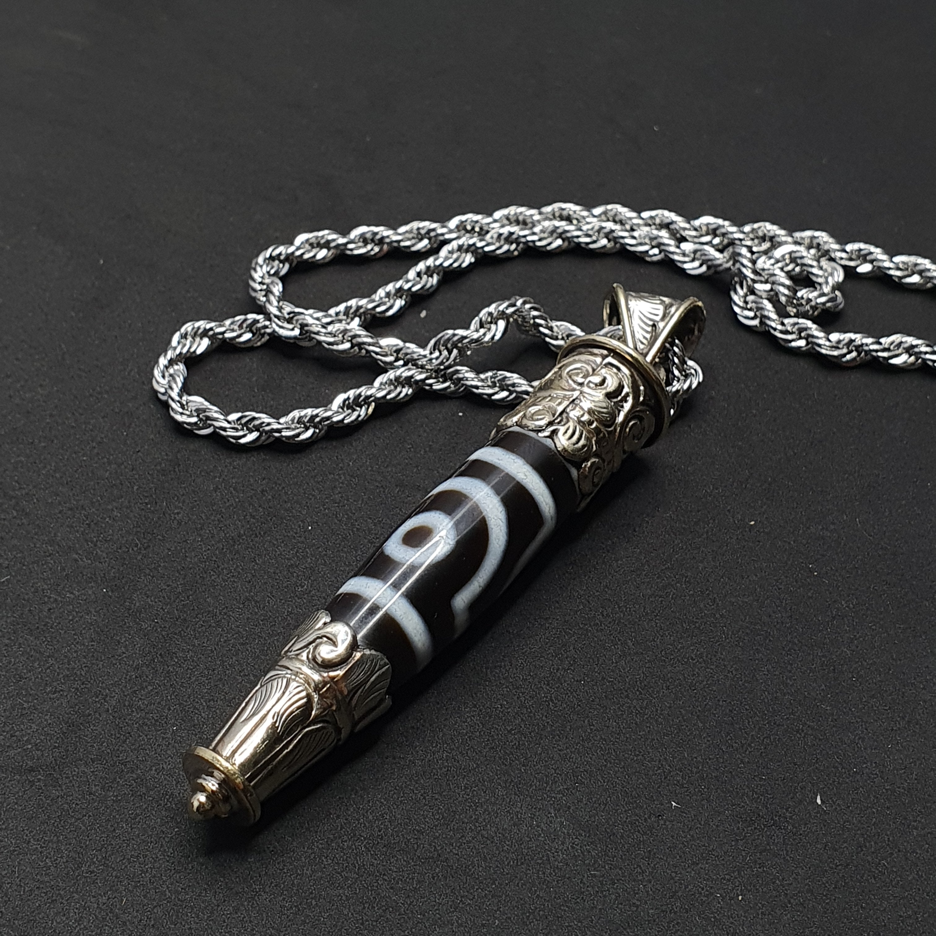 Vintage Tibetan Nepalese 2 Eyes Agate & Brass Pendant Necklace
