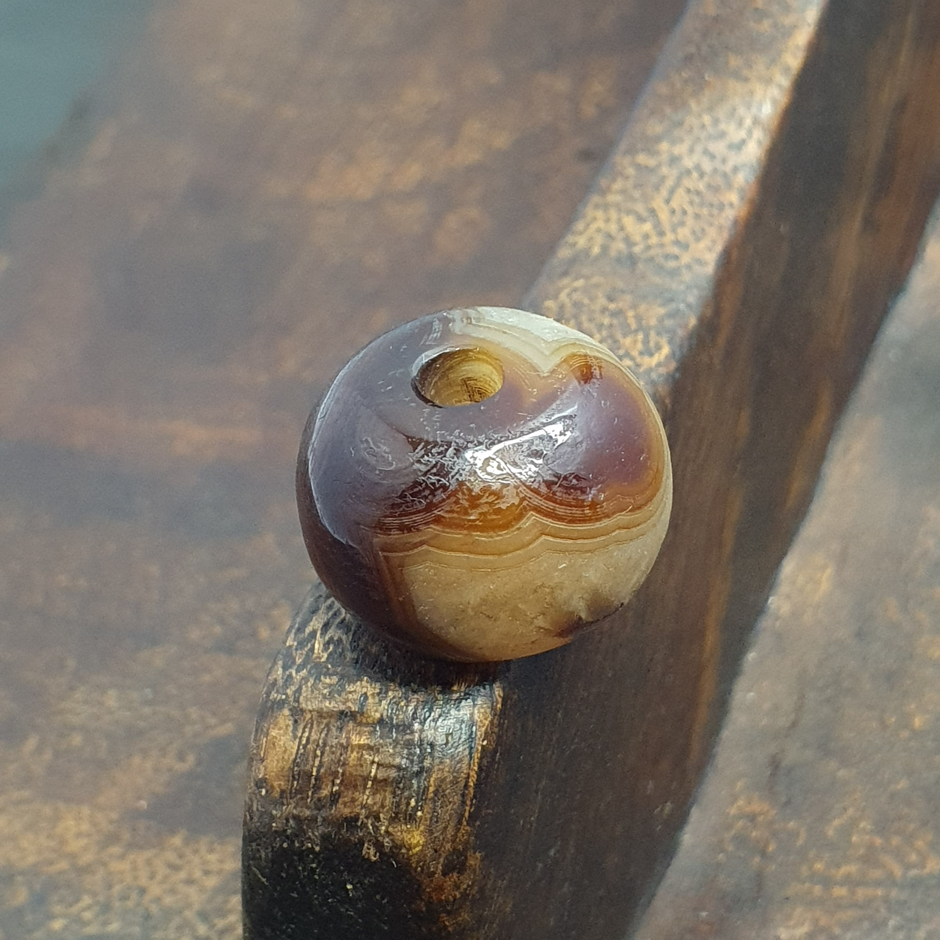 Natural Eye Patterned Himalayan Agate Bead: Tibetan Gemstone (20.8 x 15.1mm)