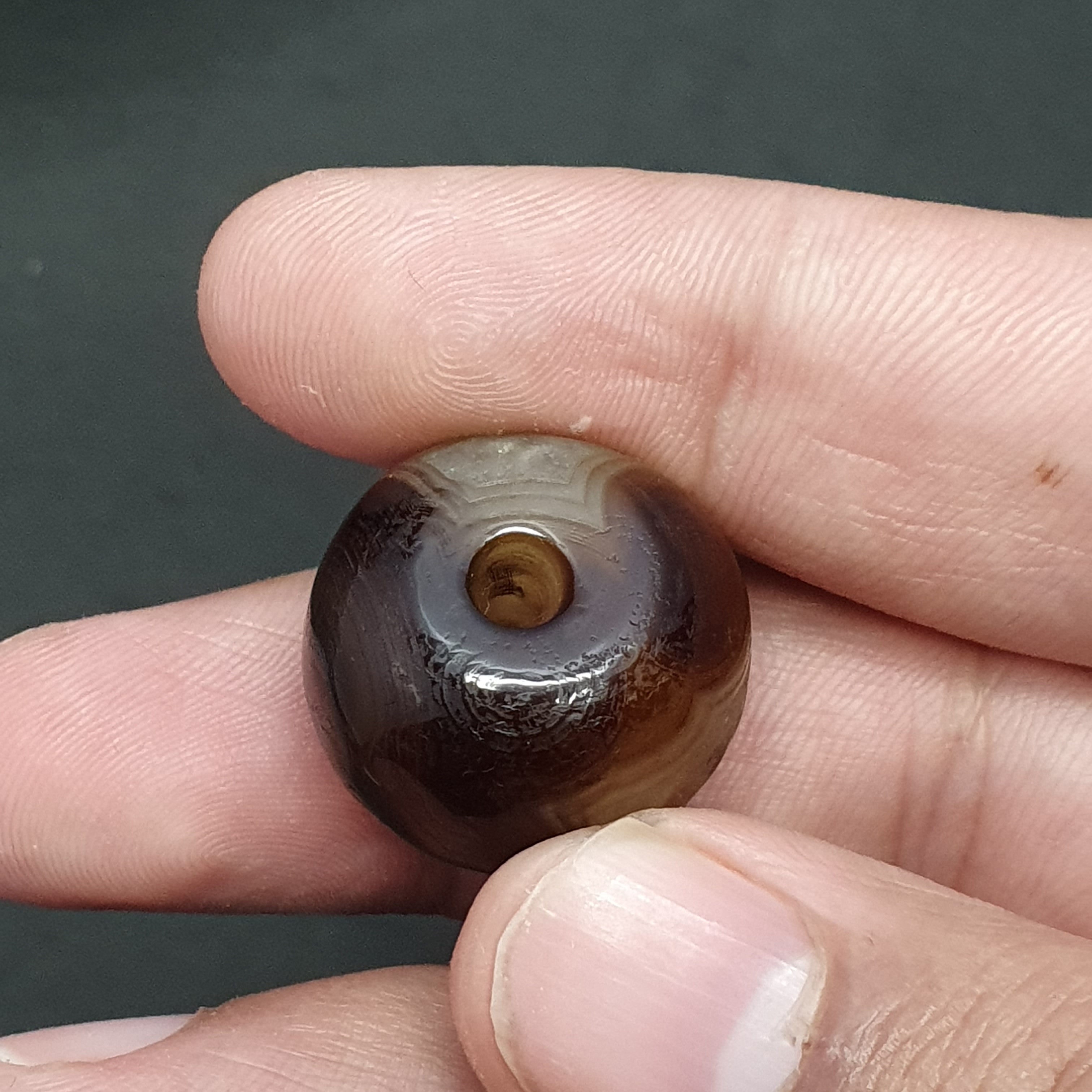 Natural Eye Patterned Himalayan Agate Bead: Tibetan Gemstone (20.8 x 15.1mm)