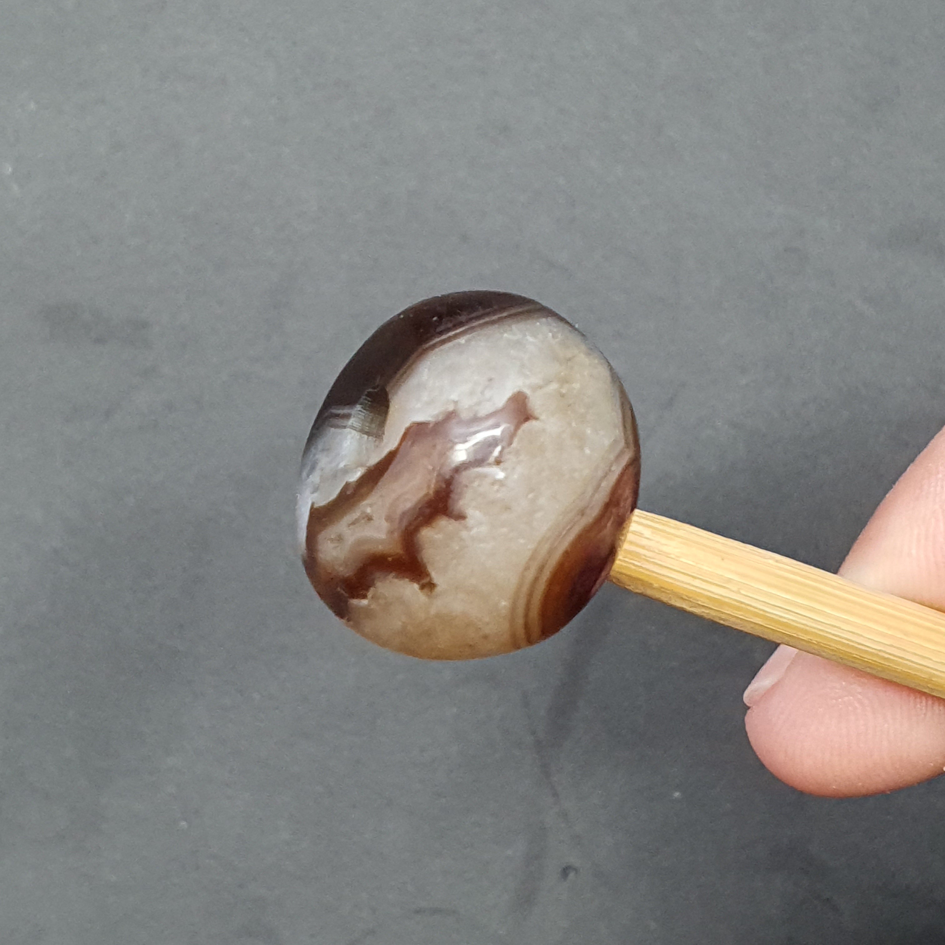 Natural Eye Patterned Himalayan Agate Bead: Tibetan Gemstone (20.8 x 15.1mm)