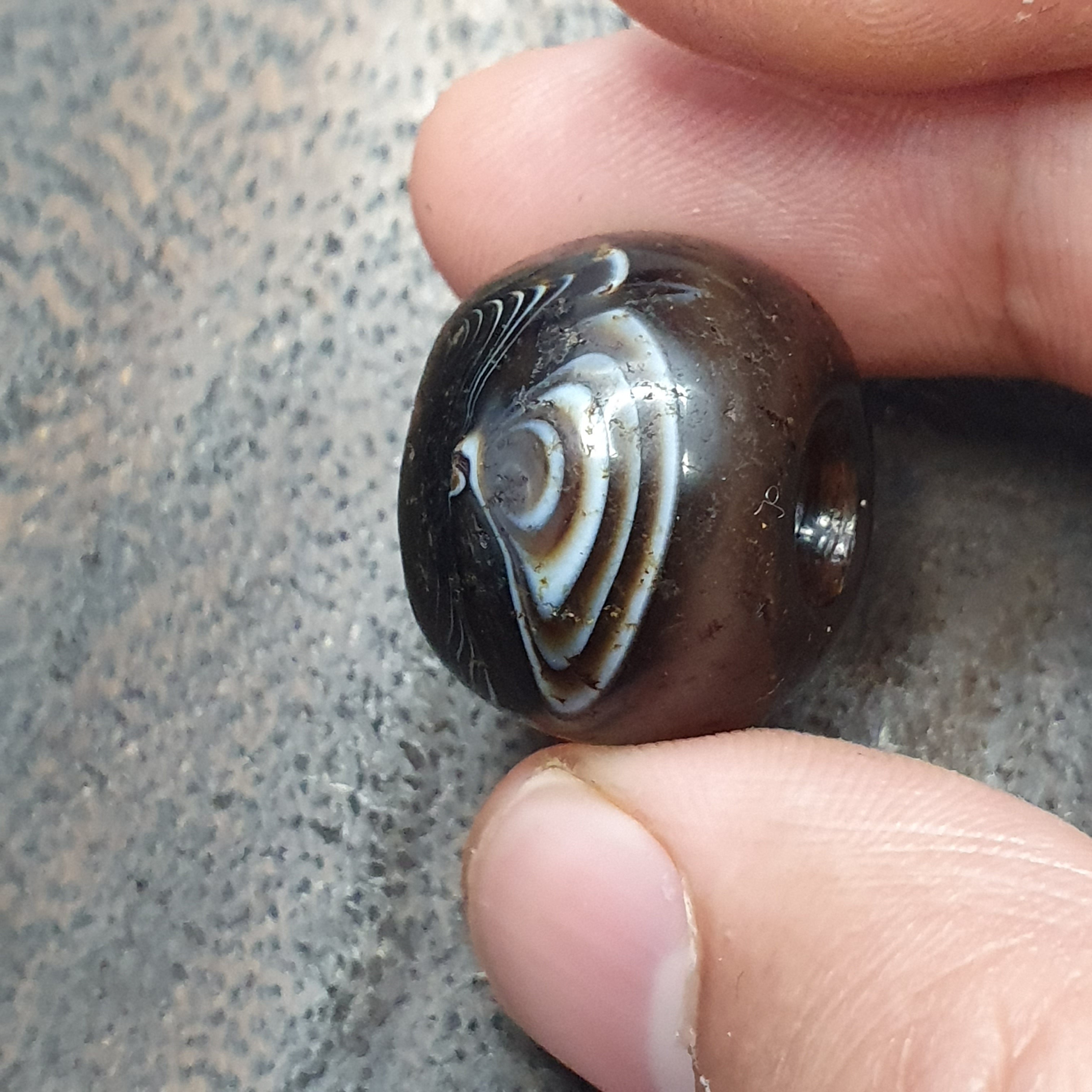 Rare Eye Pattern Vintage Suliemani Agate Bead