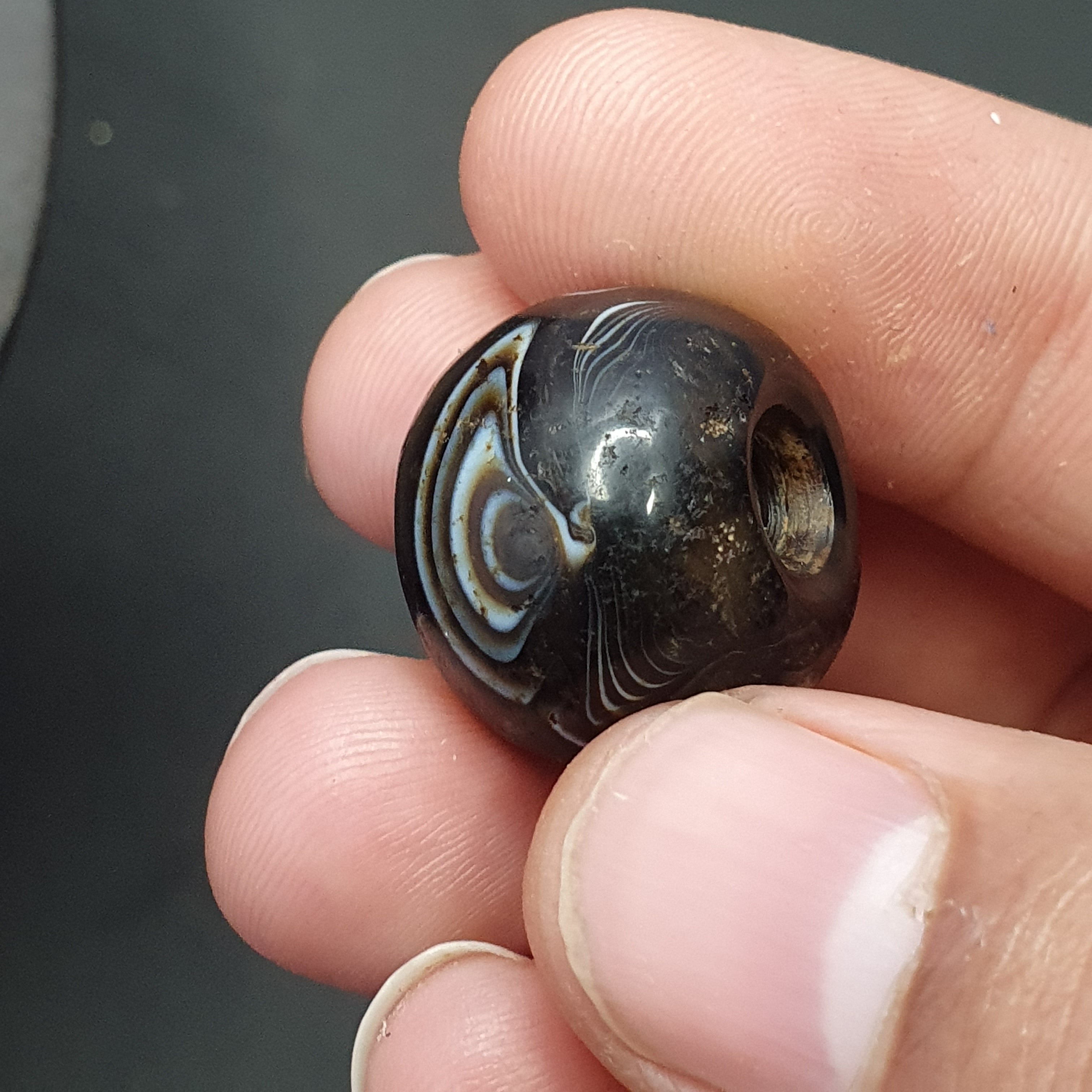 Rare Eye Pattern Vintage Suliemani Agate Bead