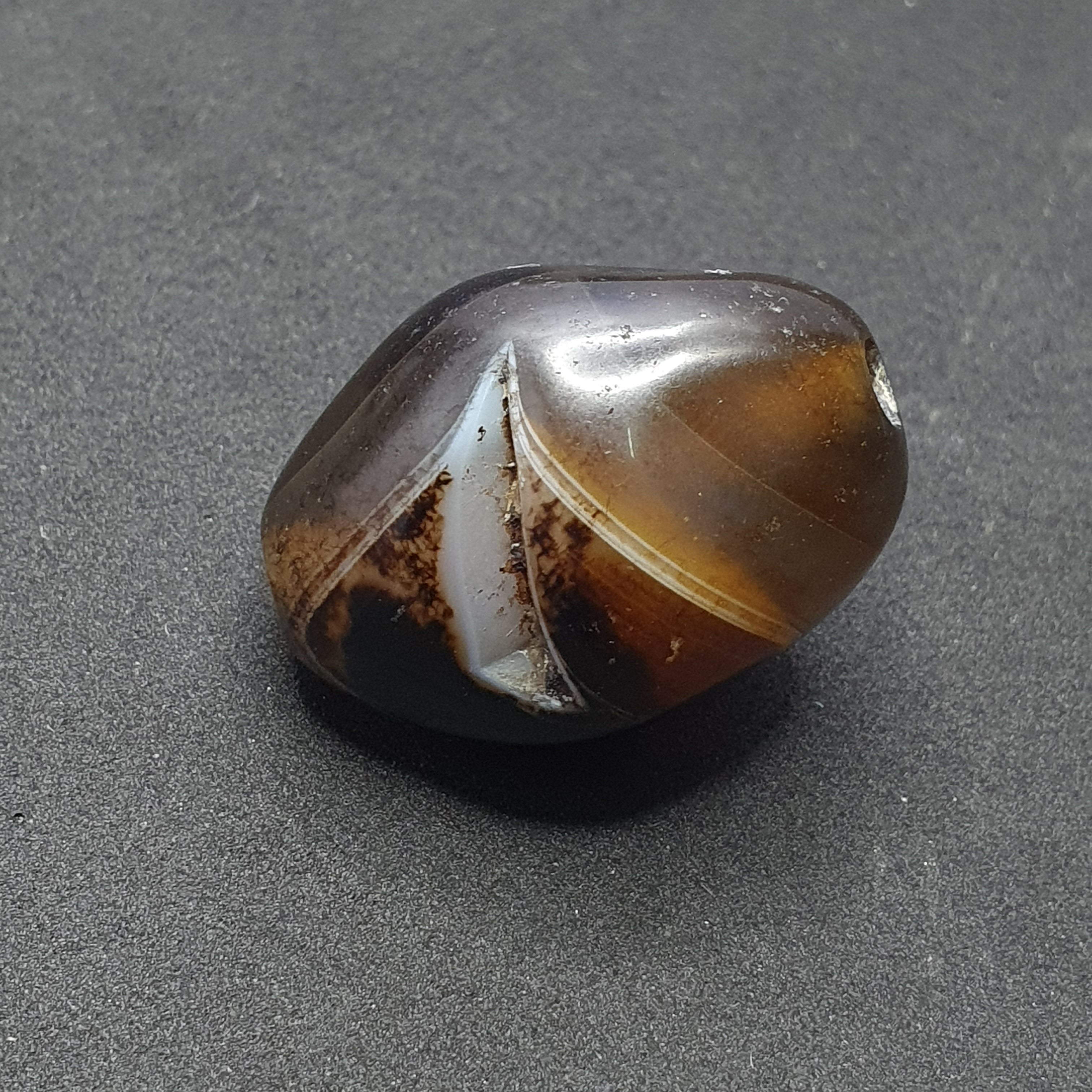 Rare Druzy Crystal Himalayan Suliemani Eye Agate Bead