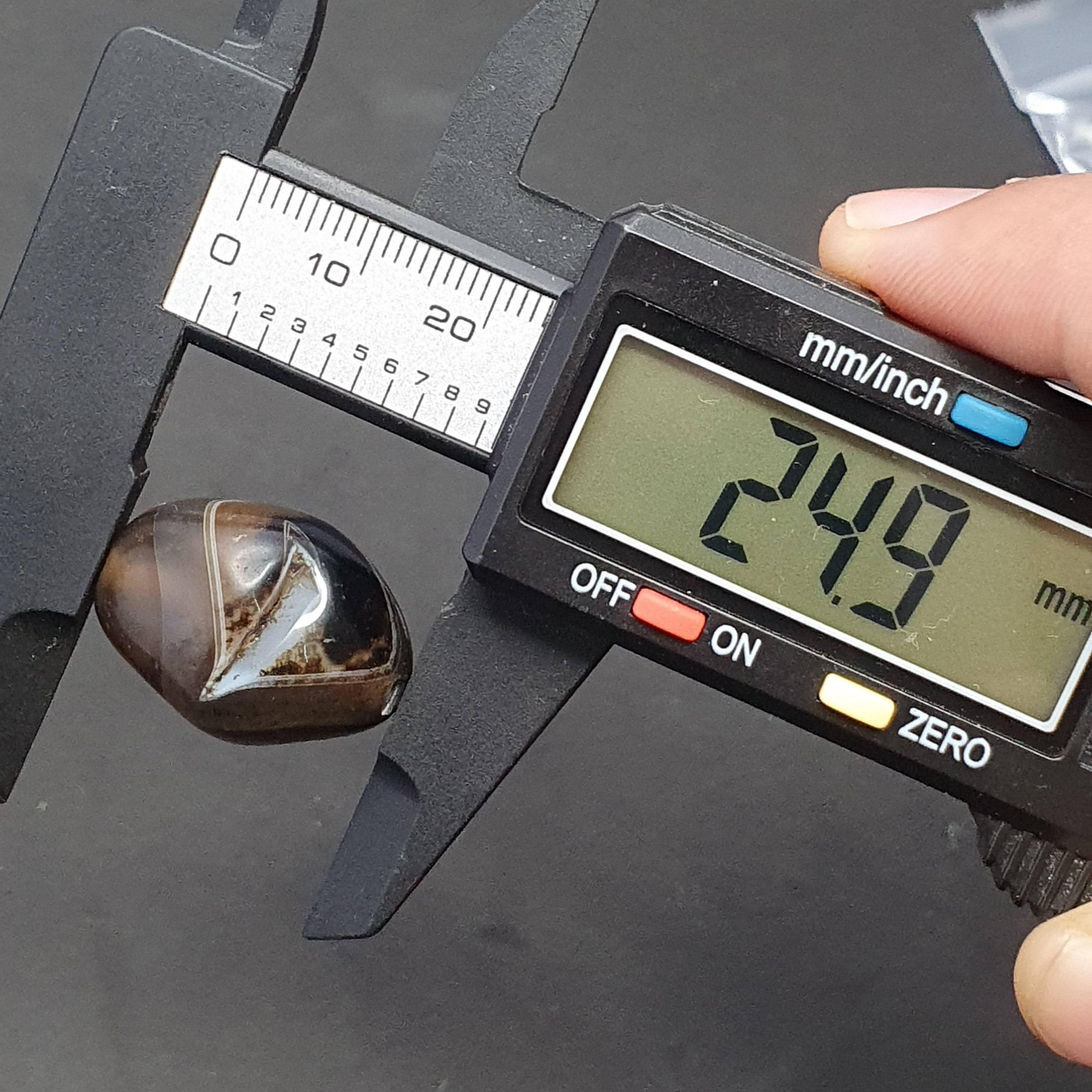 Rare Druzy Crystal Himalayan Suliemani Eye Agate Bead