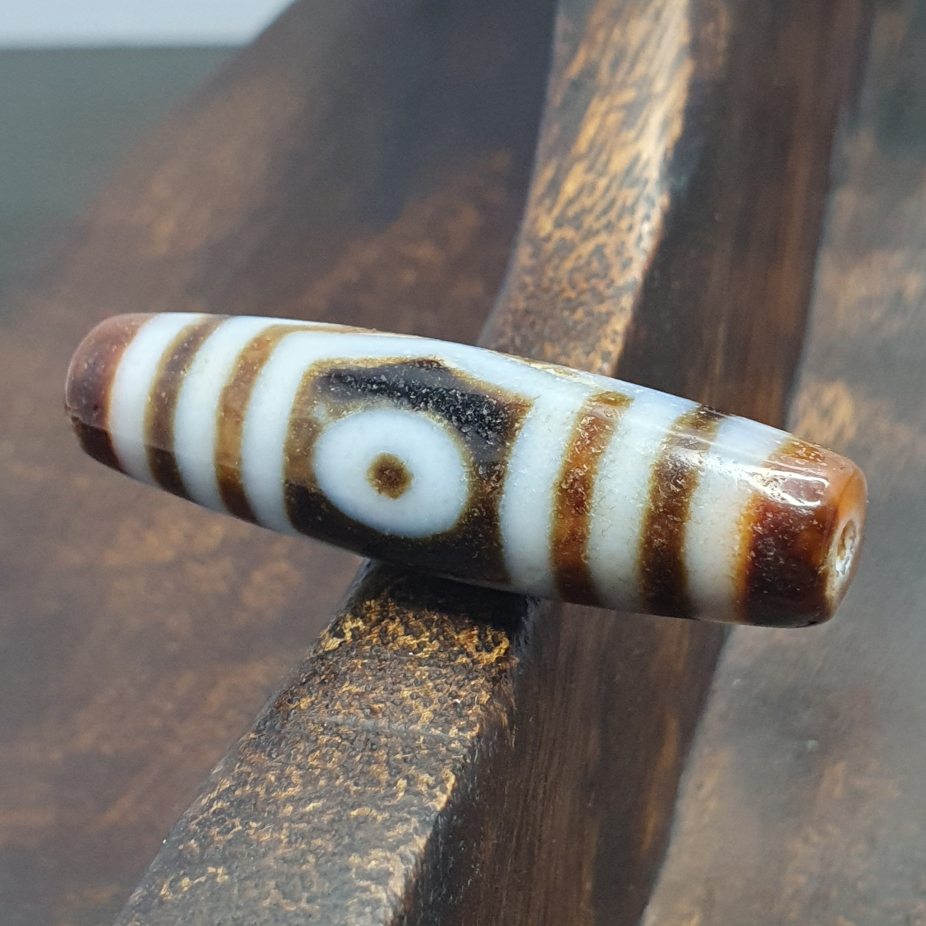 Vintage 3 Eyes Tibetan Agate Dzi Bead Amulet