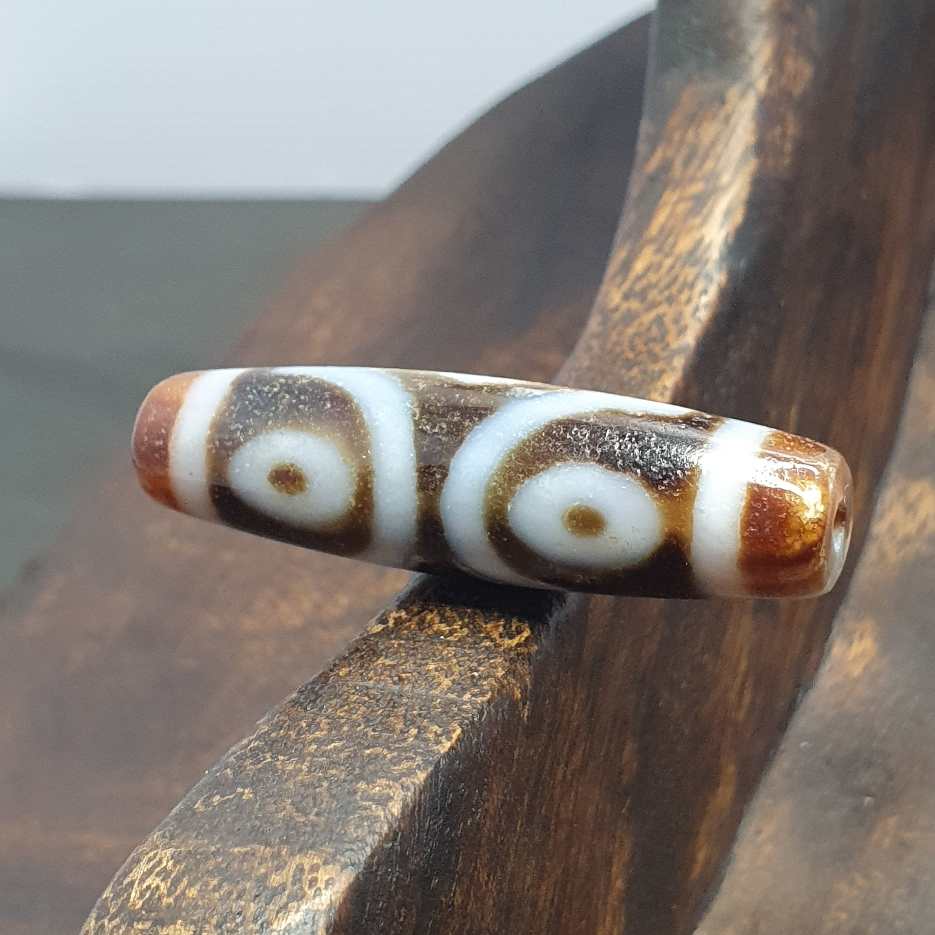 Vintage 3 Eyes Tibetan Agate Dzi Bead Amulet