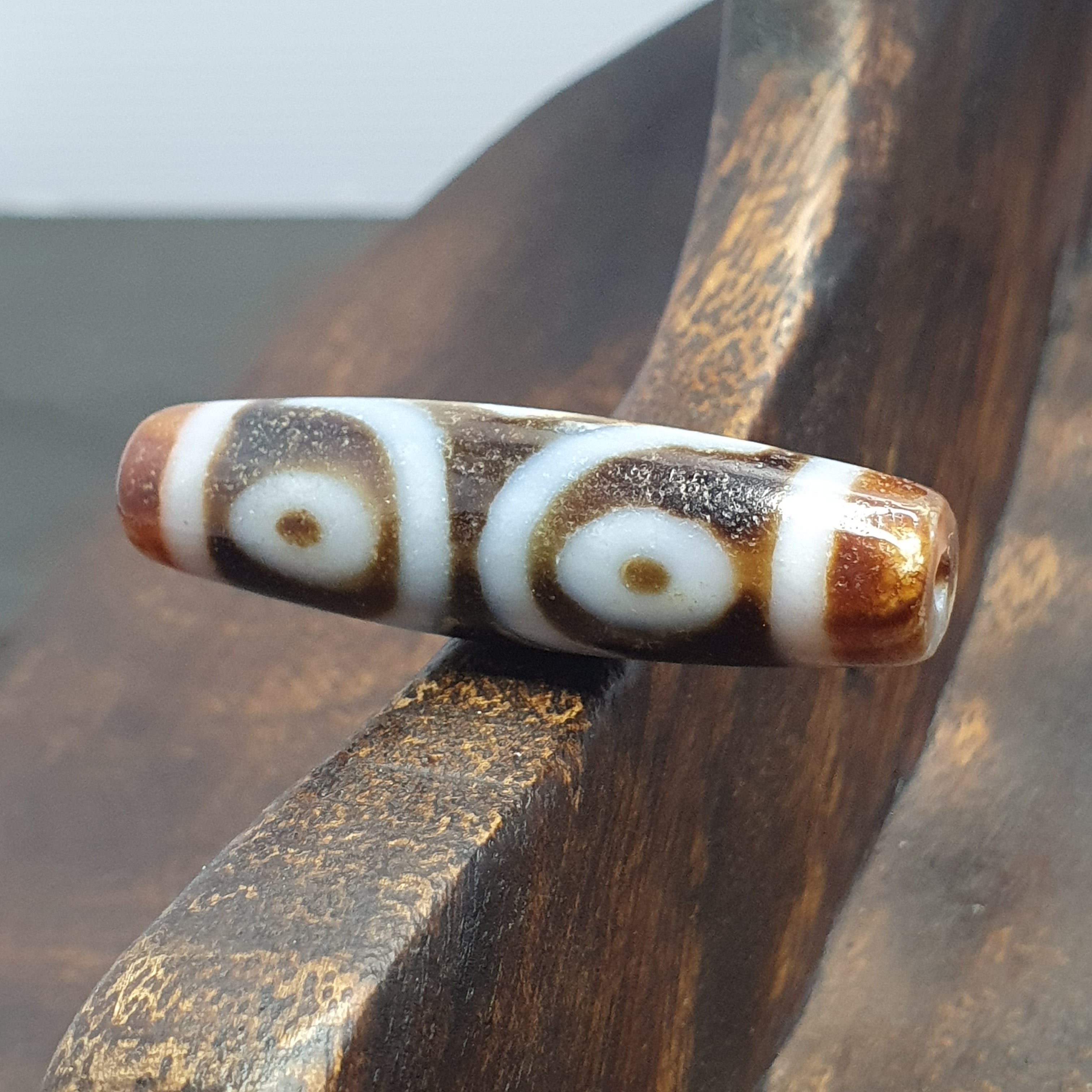 Vintage 3 Eyes Tibetan Agate Dzi Bead Amulet