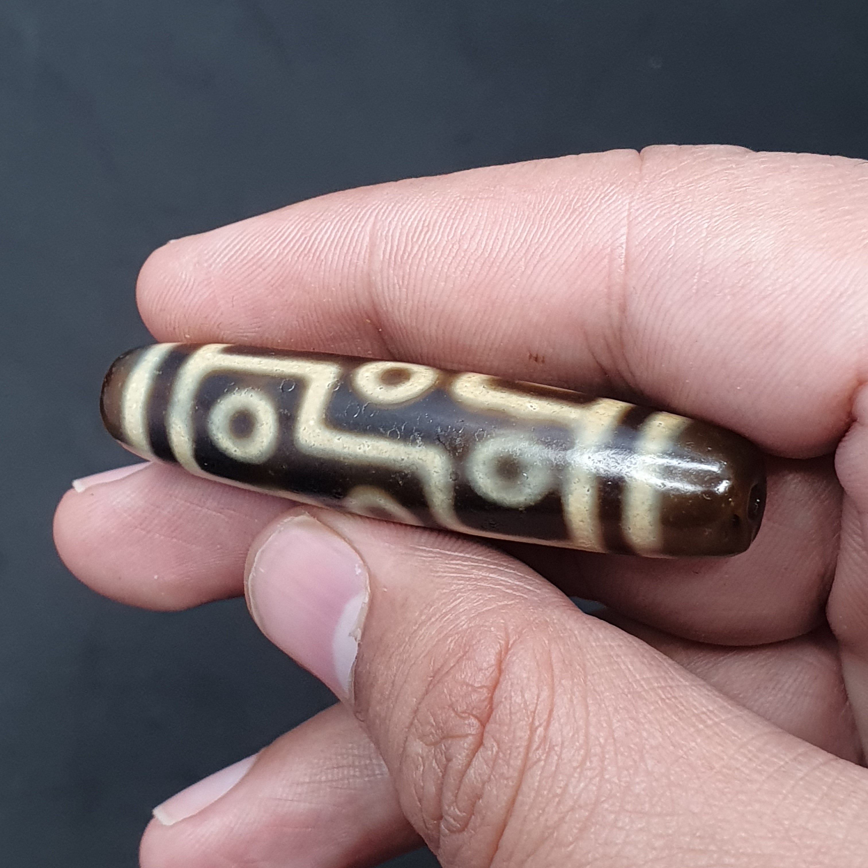 Vintage Tibetan 9 Eyes Agate Dzi Bead Amulet