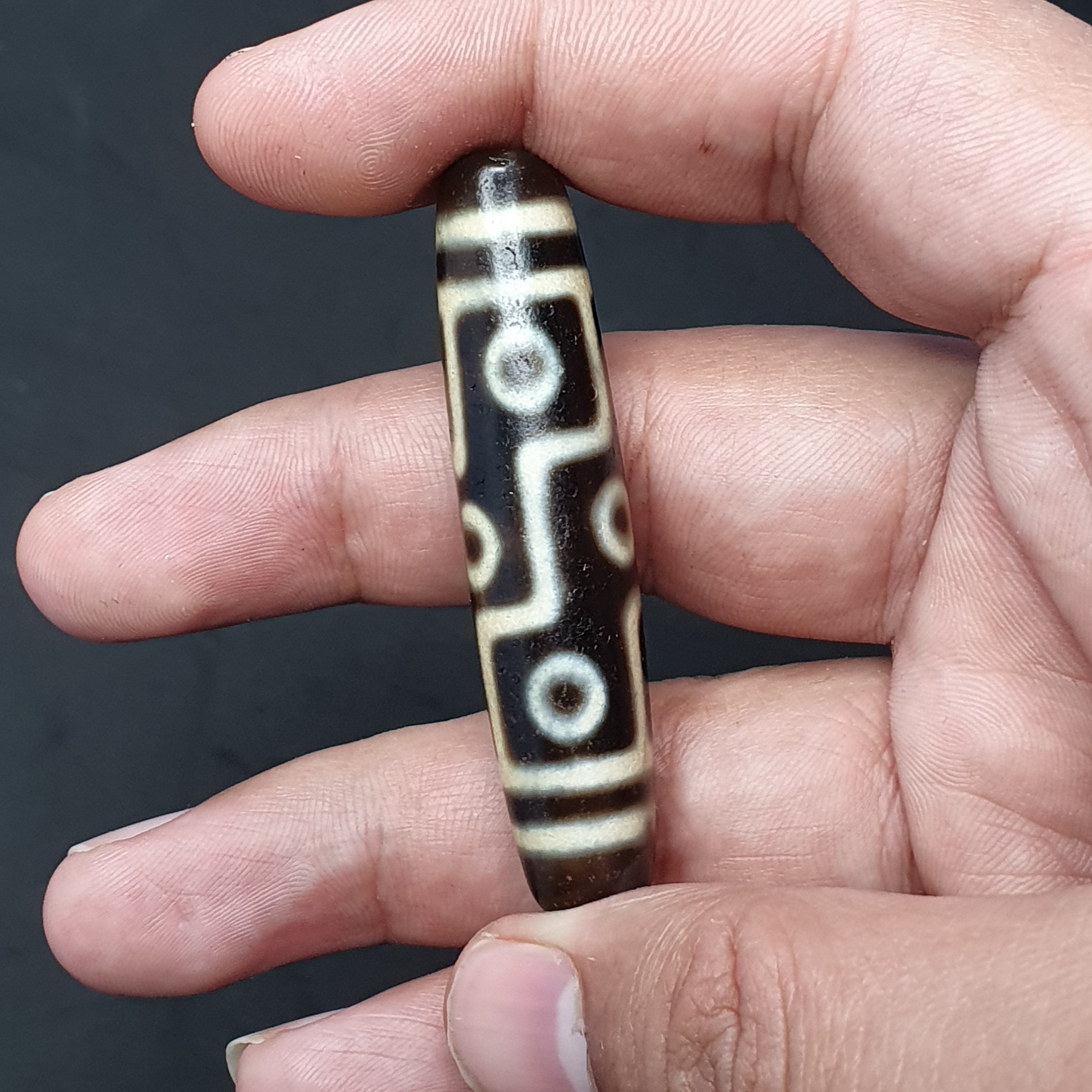 Vintage Tibetan 9 Eyes Agate Dzi Bead Amulet