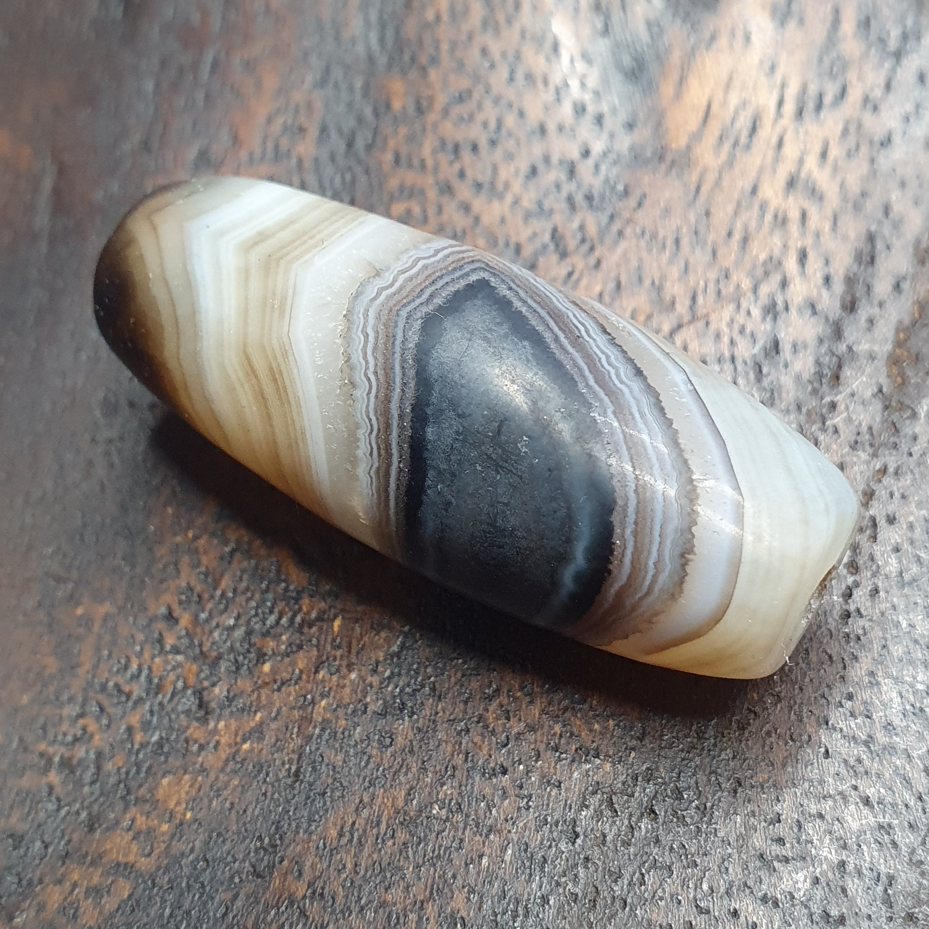 Natural Eye Agate Bead: Himalayan Tibetan Gemstone (43.1mm)