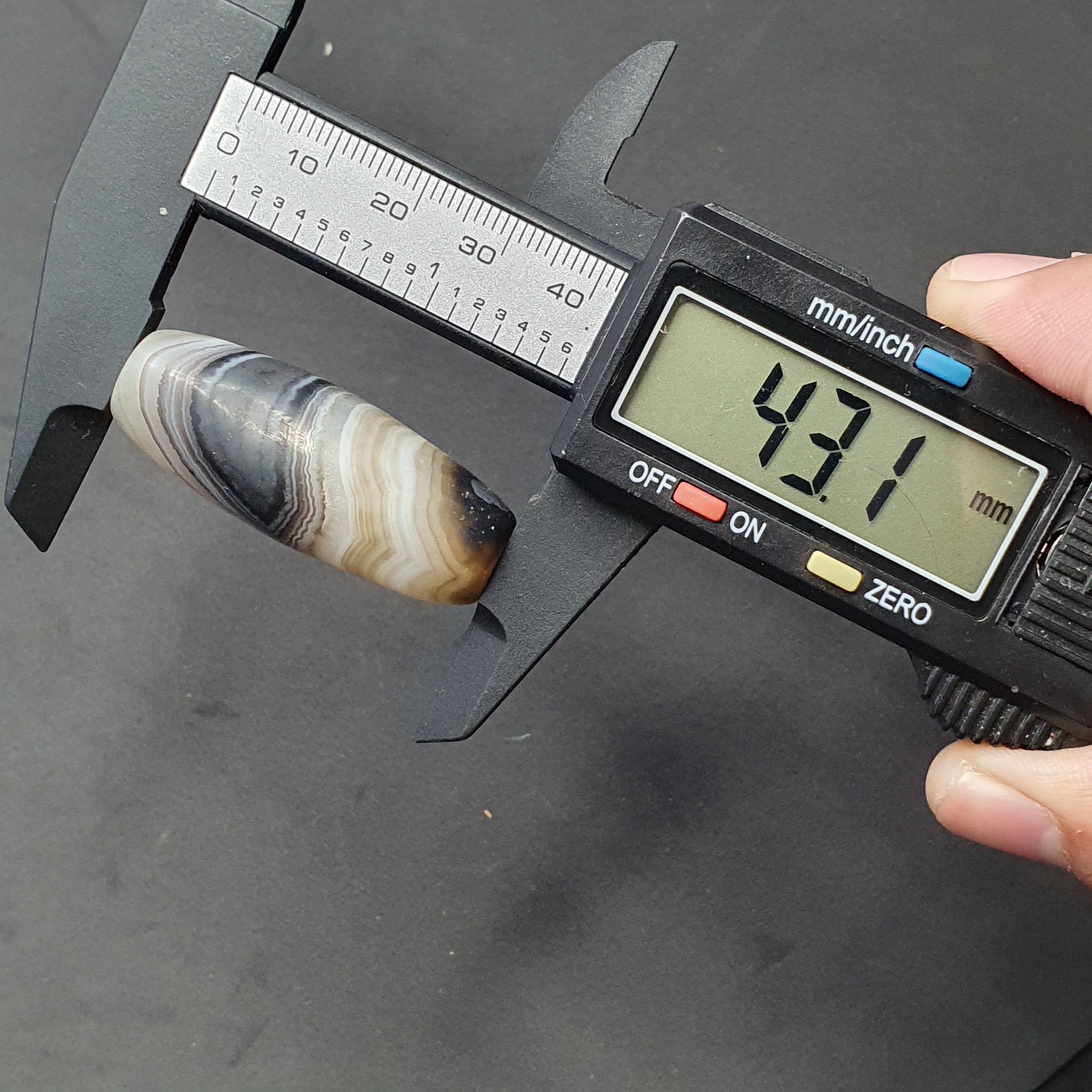 Natural Eye Agate Bead: Himalayan Tibetan Gemstone (43.1mm)