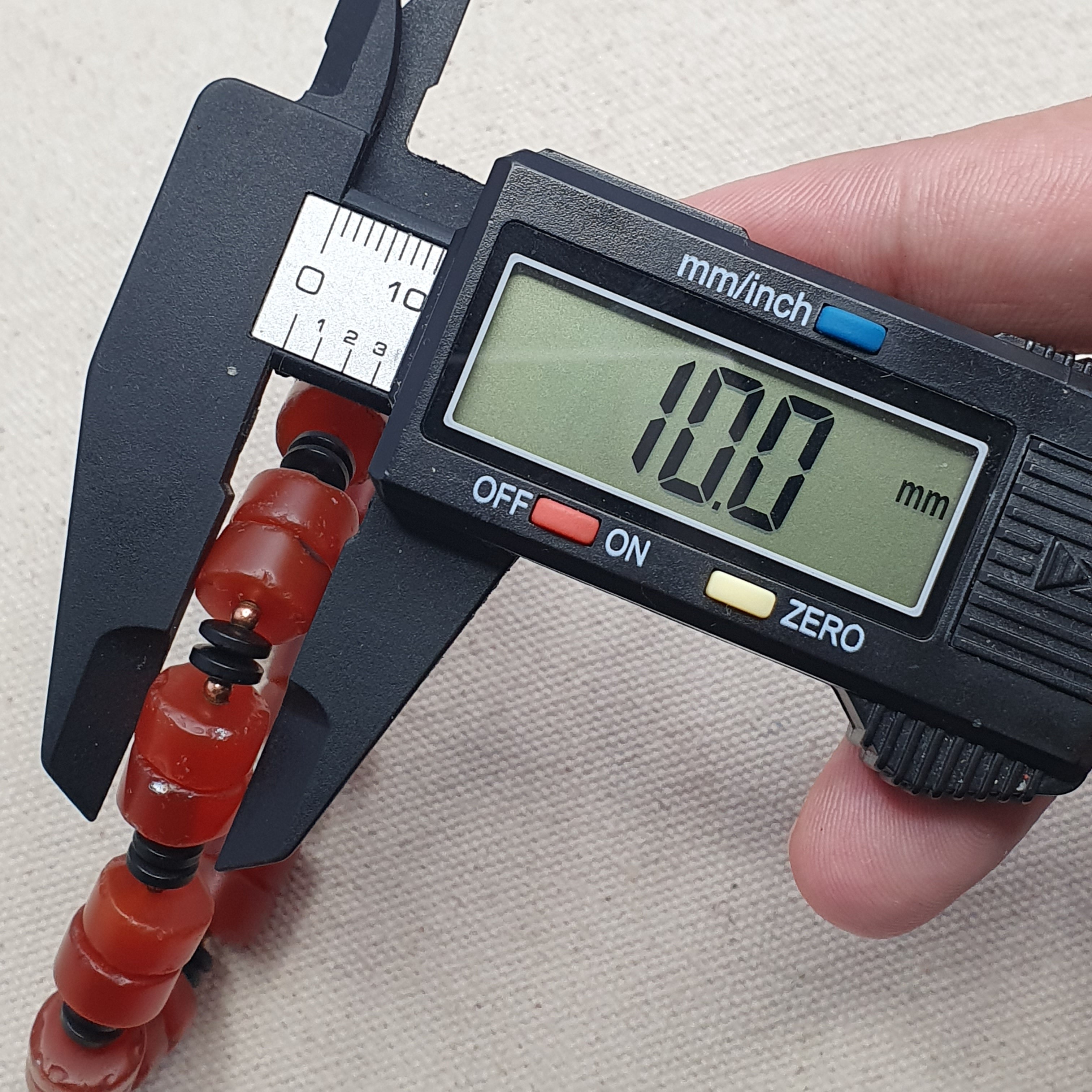 Vintage Tire Shape Carnelian Agate Beaded Bracelet