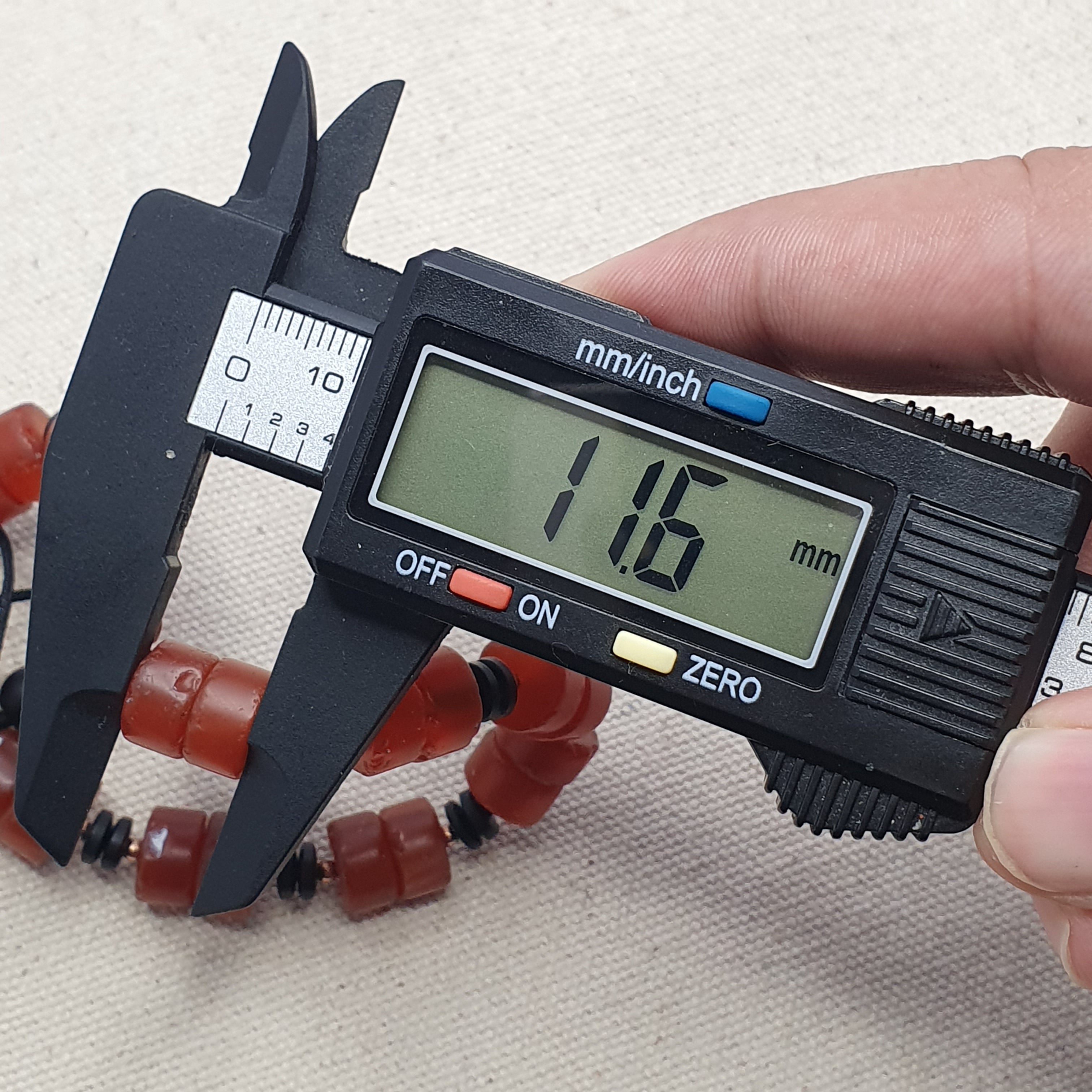 Vintage Tire Shape Carnelian Agate Beaded Bracelet