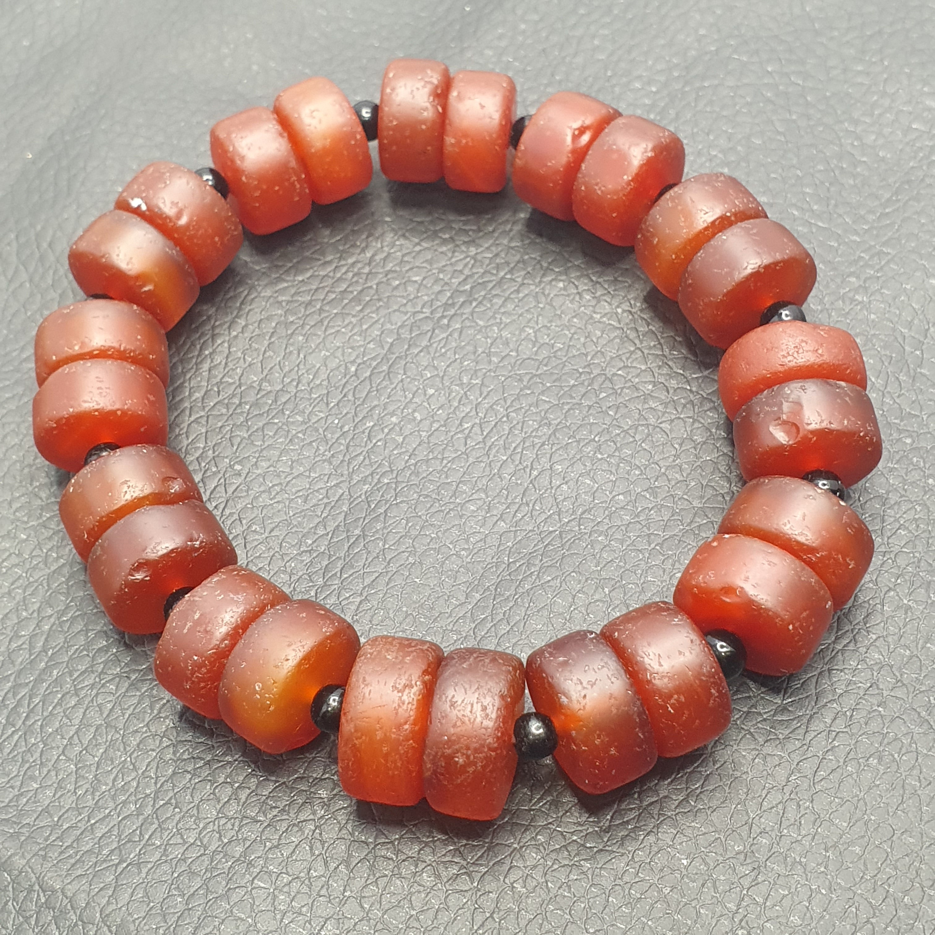 Vintage Carnelian Agate tire Shape Beaded Bracelet