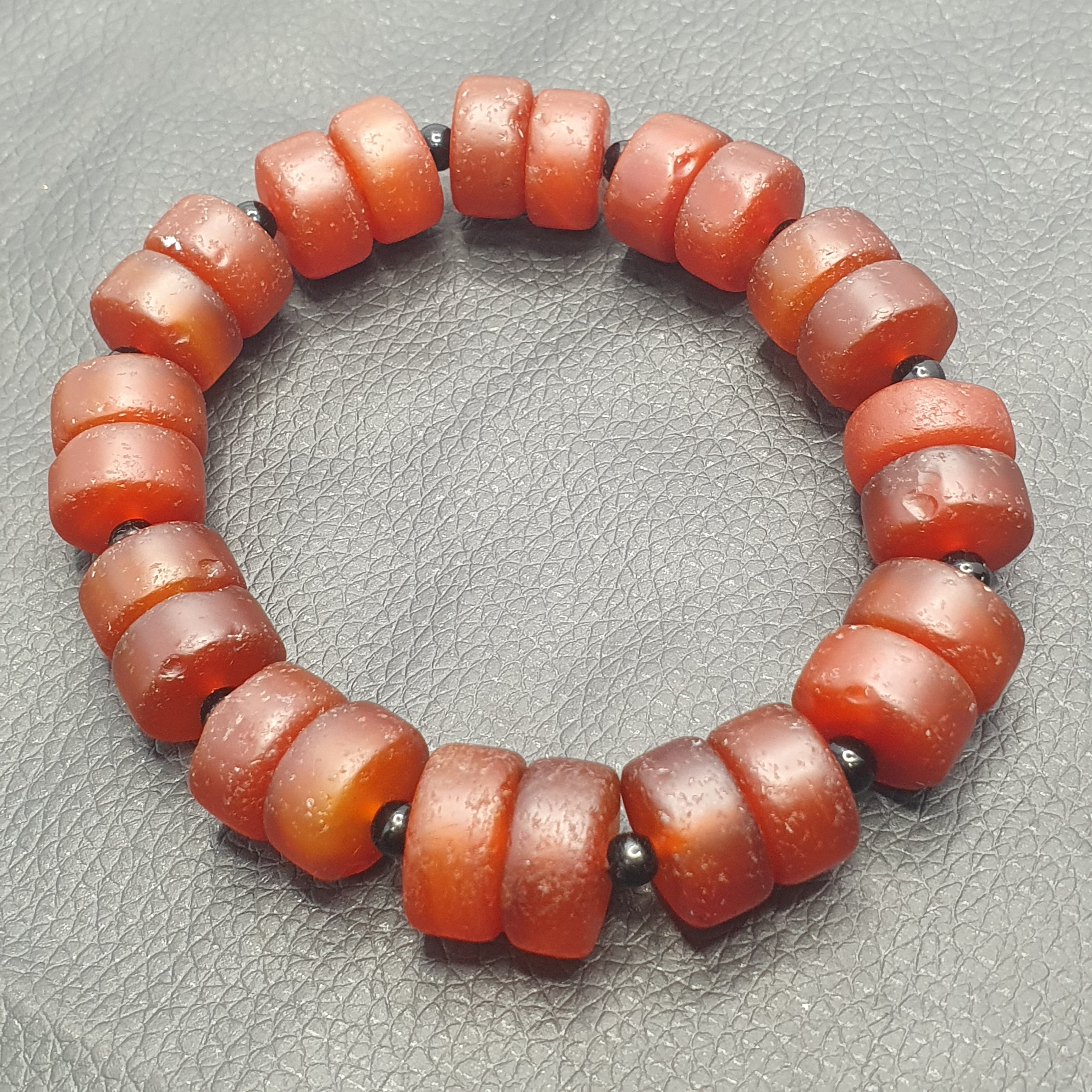 Vintage Carnelian Agate tire Shape Beaded Bracelet