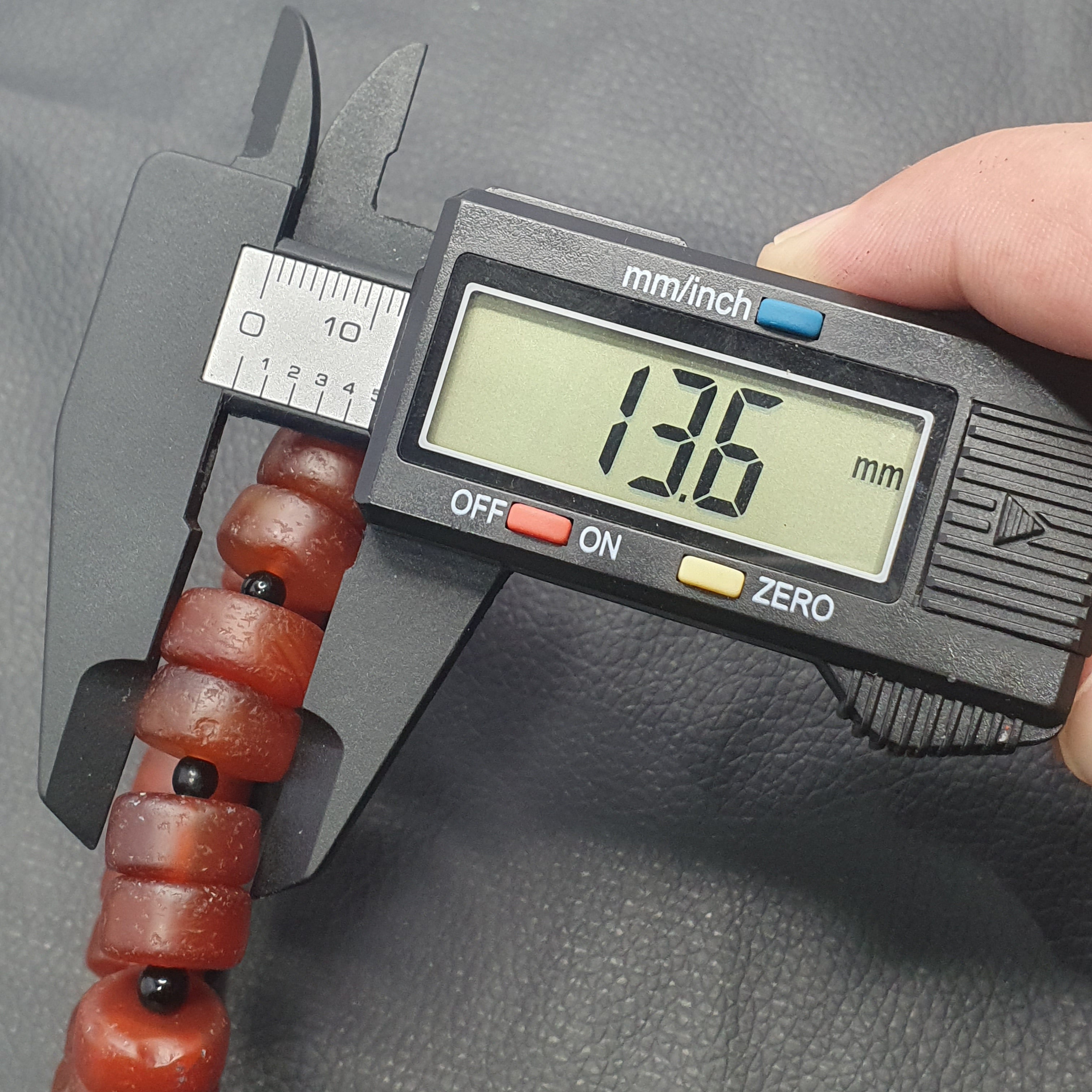 Vintage Carnelian Agate tire Shape Beaded Bracelet