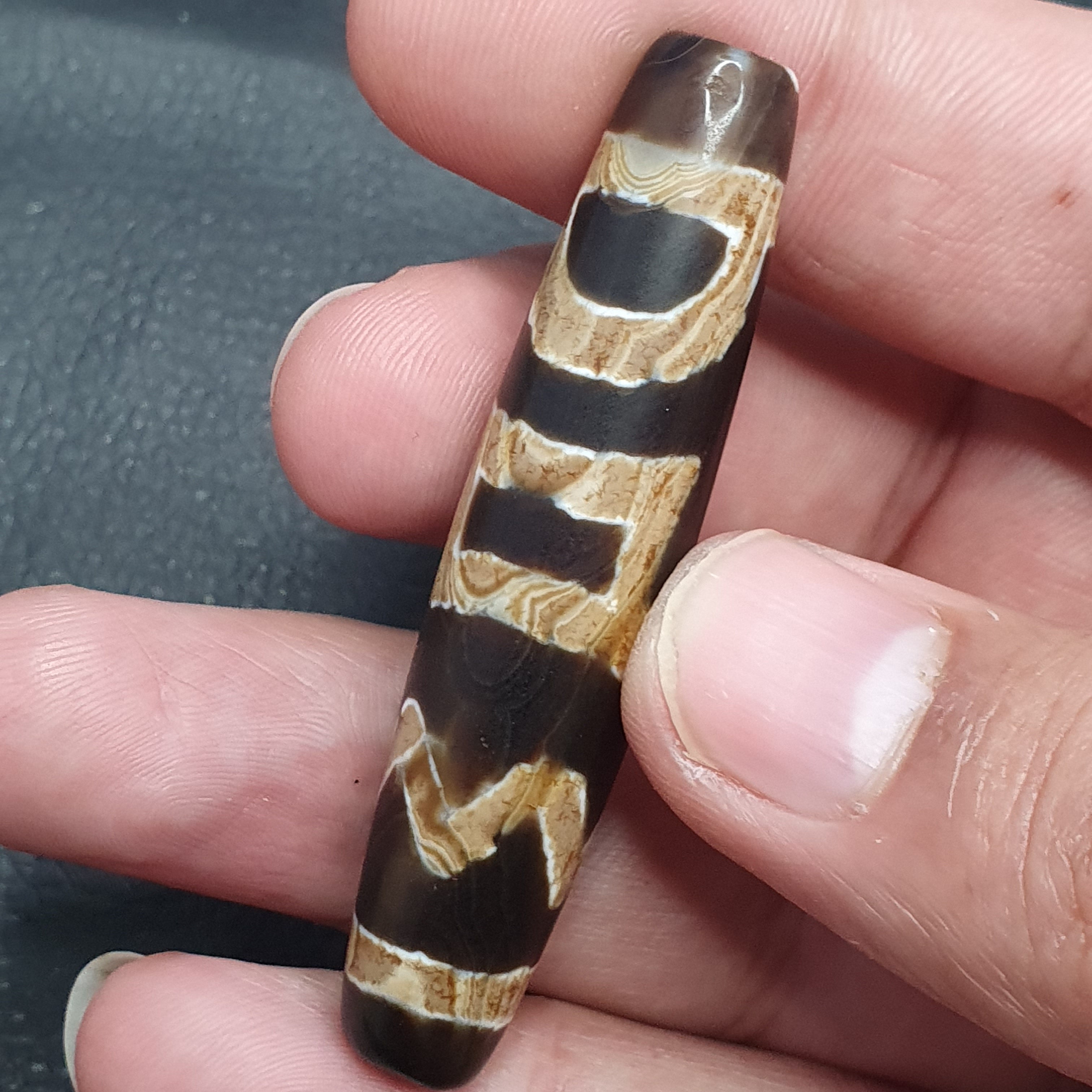 Vintage Rare Pattern Himalayan Tibetan Agate Dzi Bead