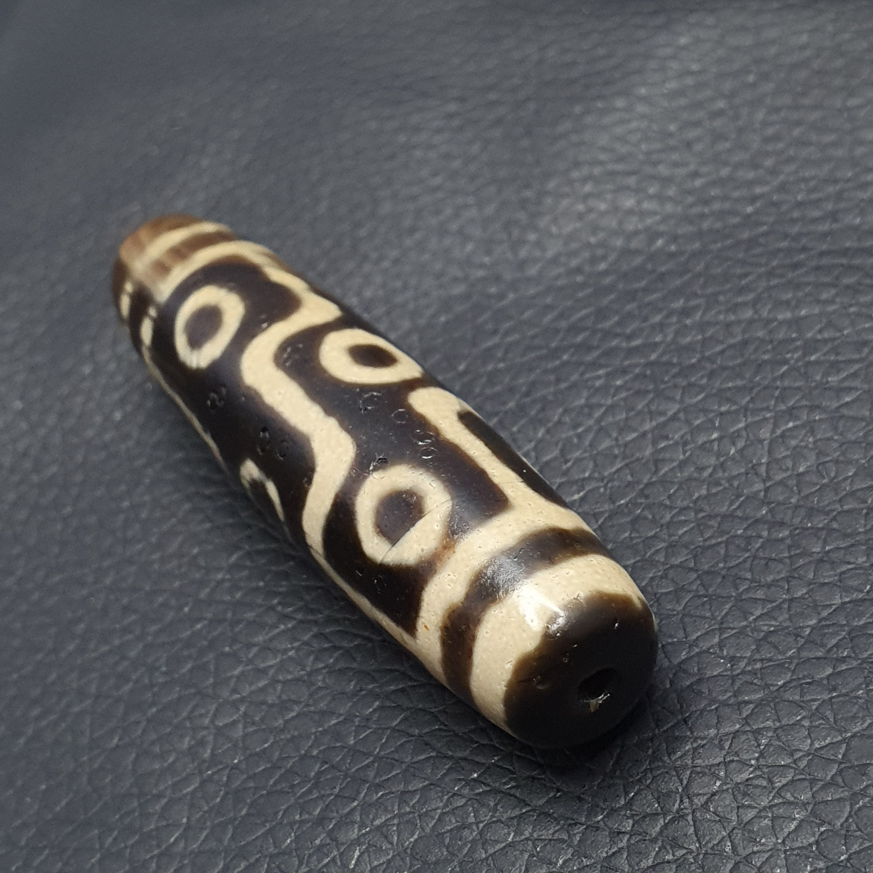 Vintage 9 Eyes Tibetan Agate Dzi Bead Amulet