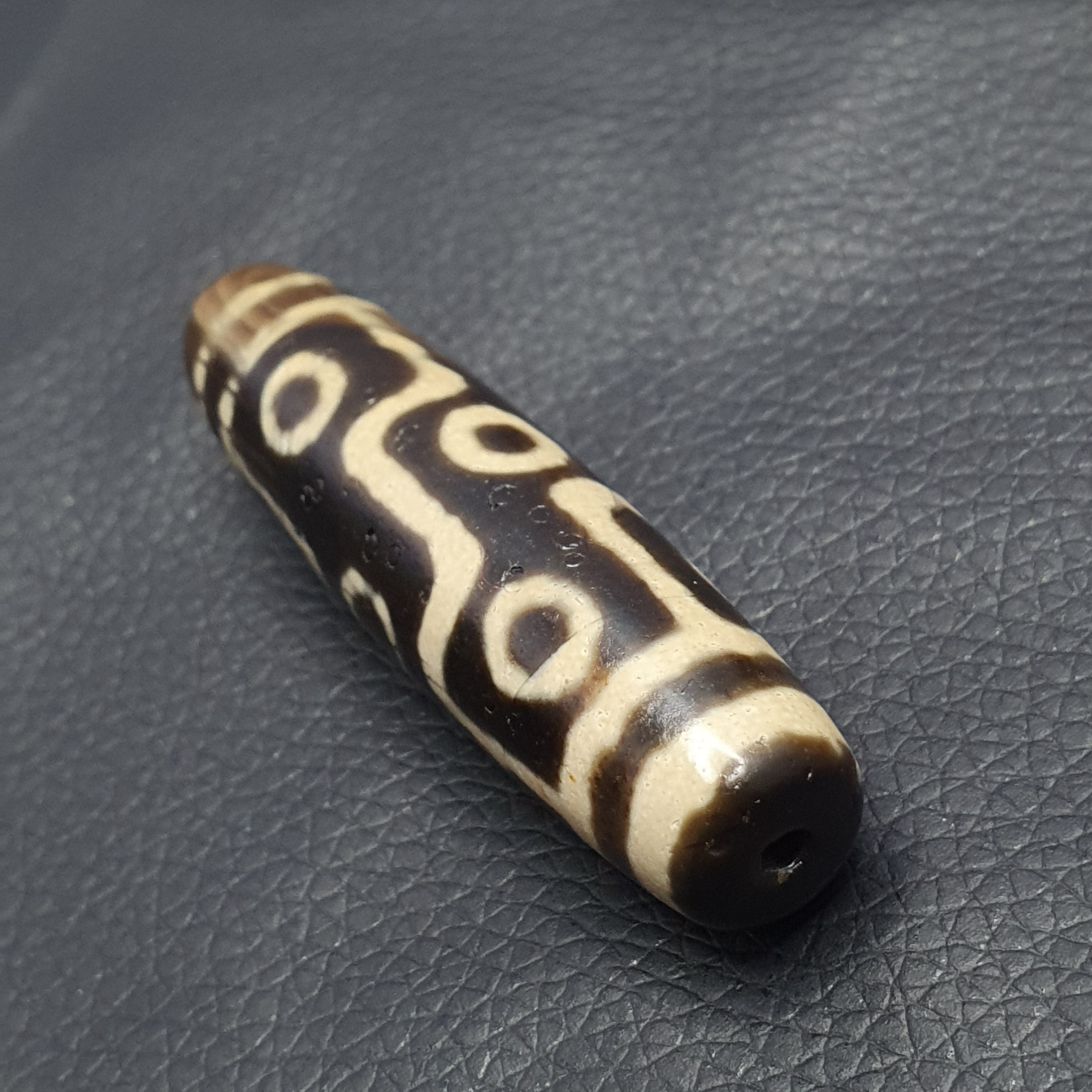 Vintage 9 Eyes Tibetan Agate Dzi Bead Amulet