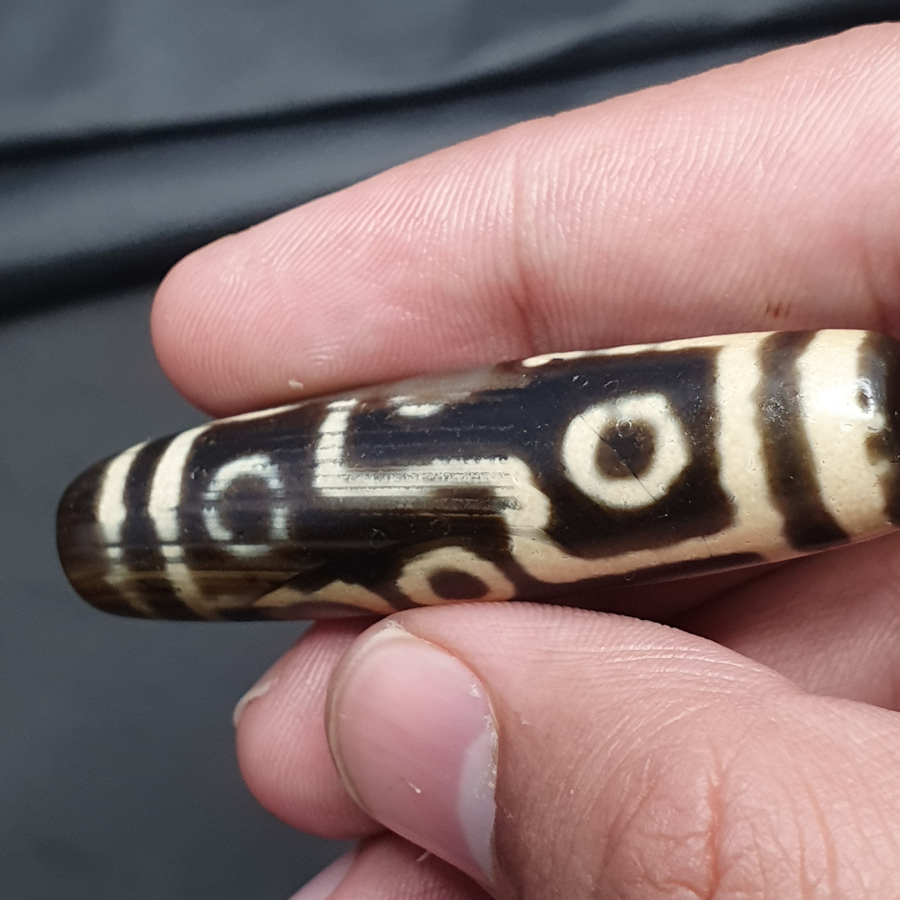 Vintage 9 Eyes Tibetan Agate Dzi Bead Amulet