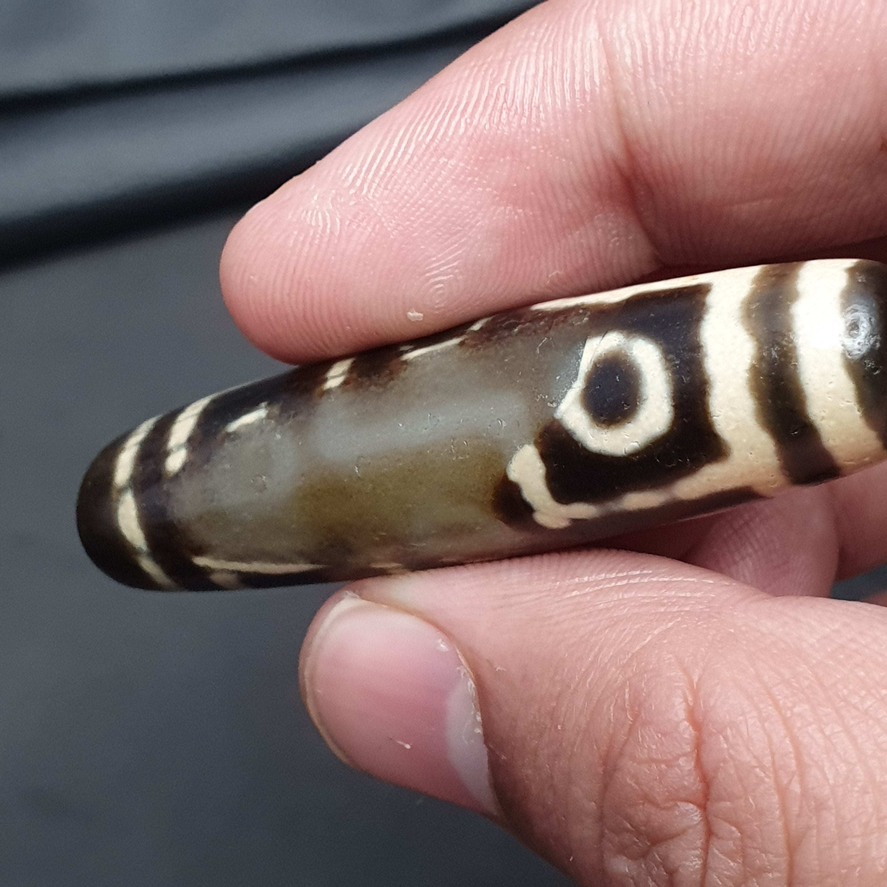 Vintage 9 Eyes Tibetan Agate Dzi Bead Amulet