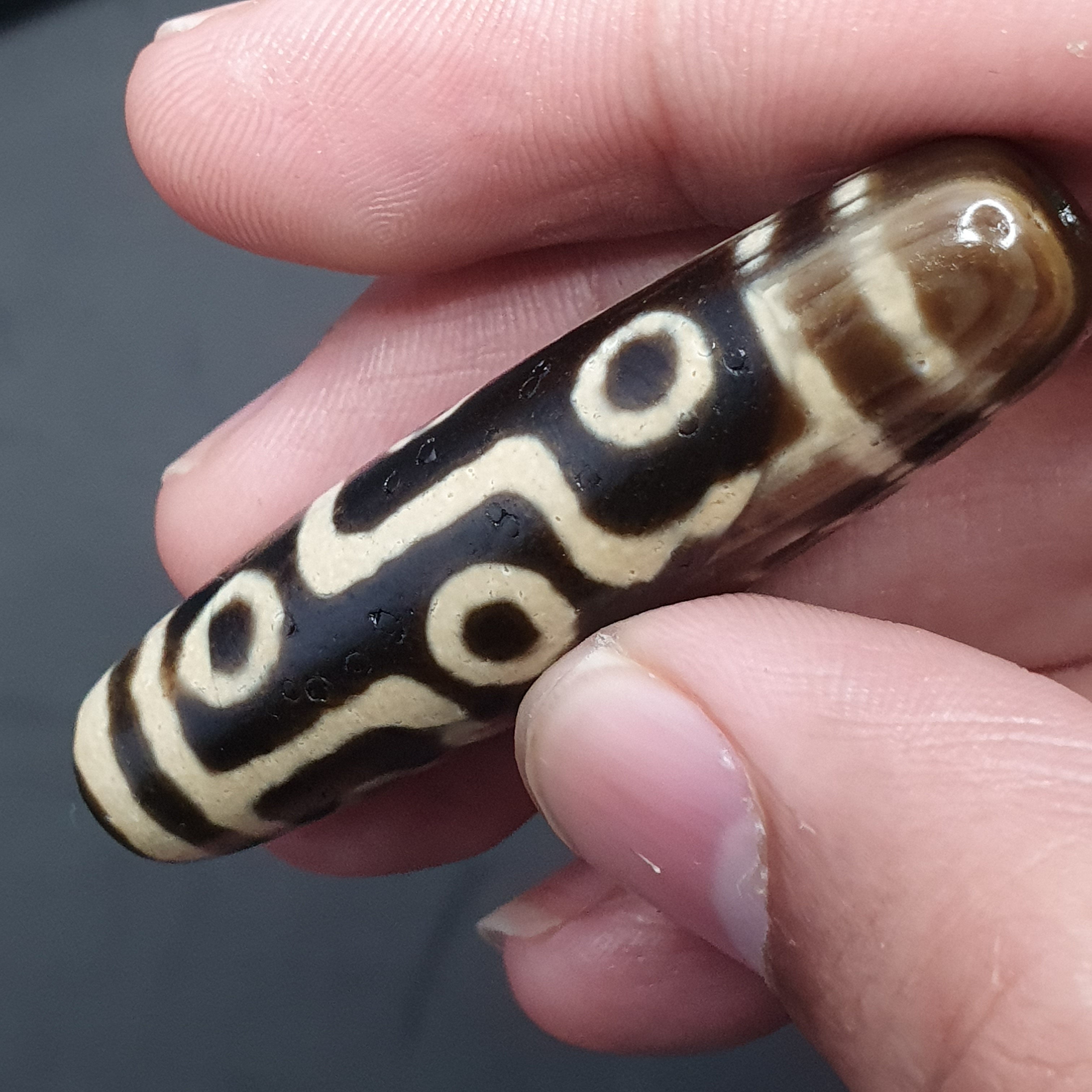 Vintage 9 Eyes Tibetan Agate Dzi Bead Amulet