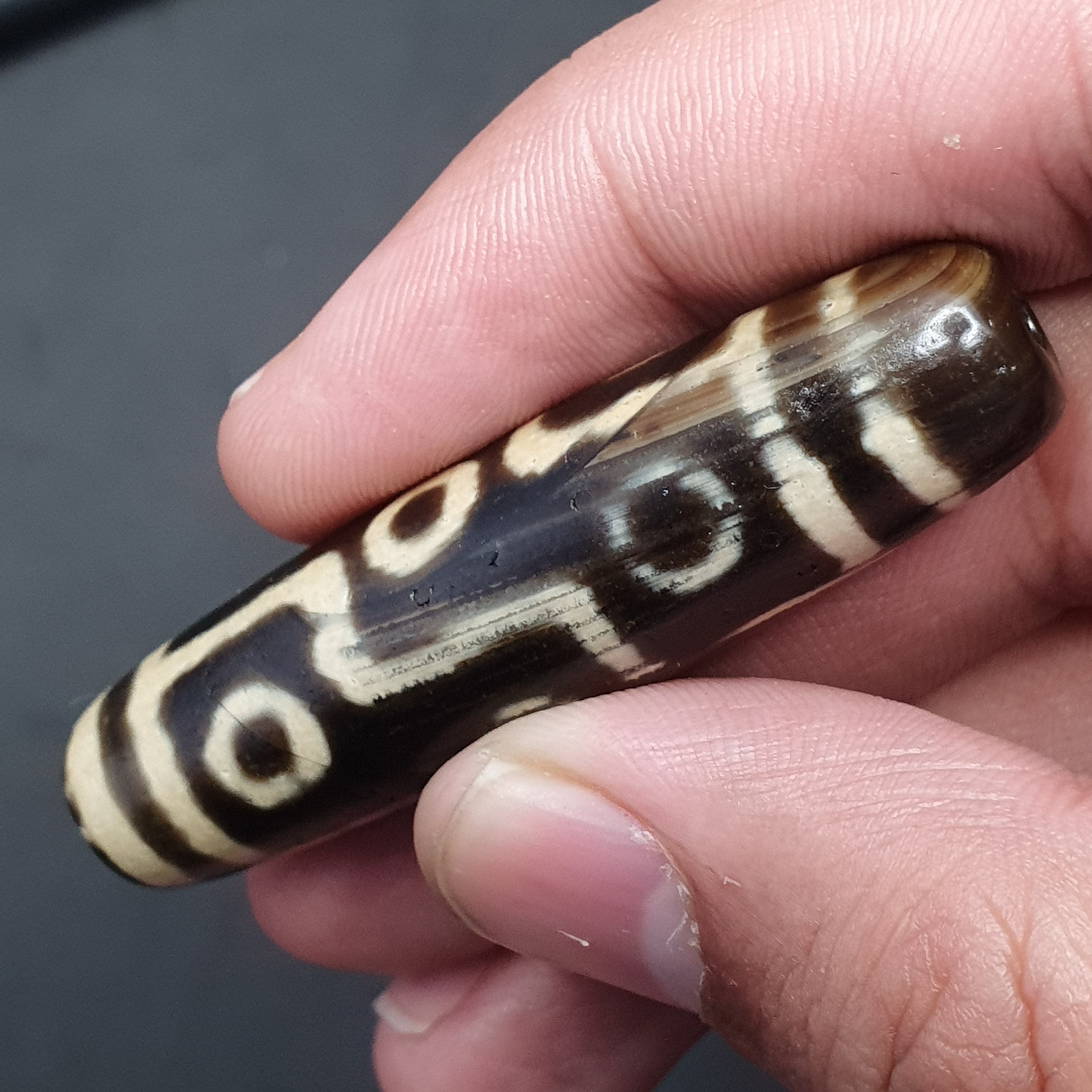 Vintage 9 Eyes Tibetan Agate Dzi Bead Amulet