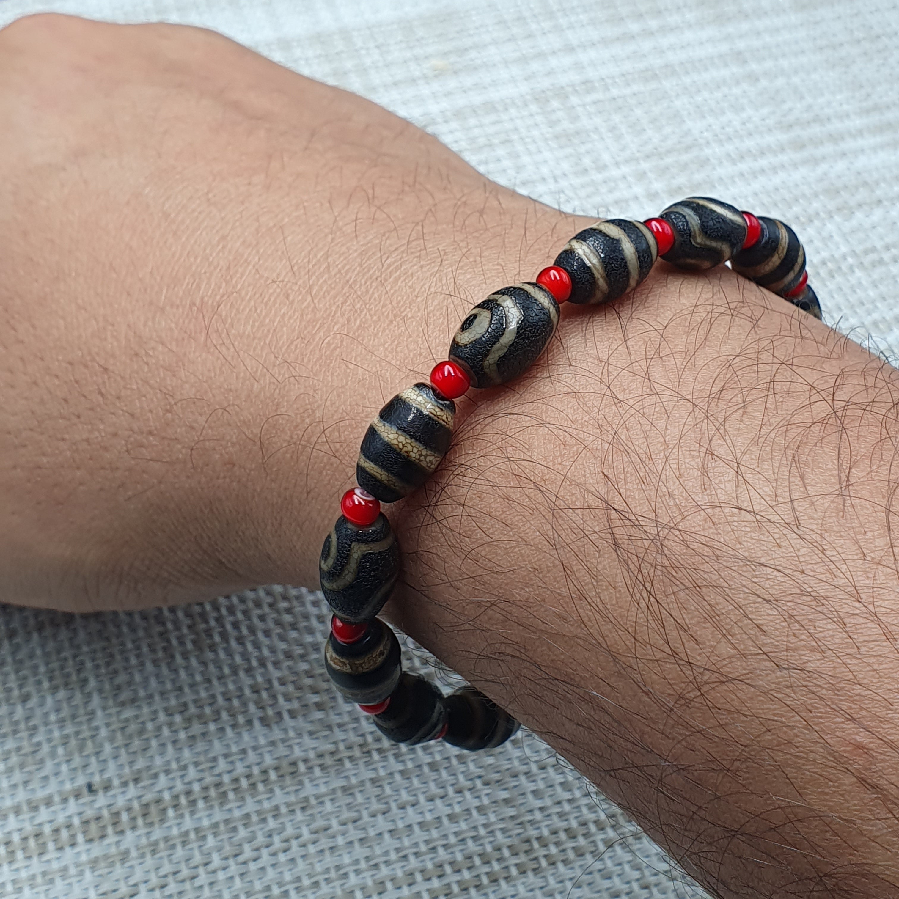 Vintage Tibetan 2 Eyes & 3 Stripe Pattern Agate  Beaded Necklace