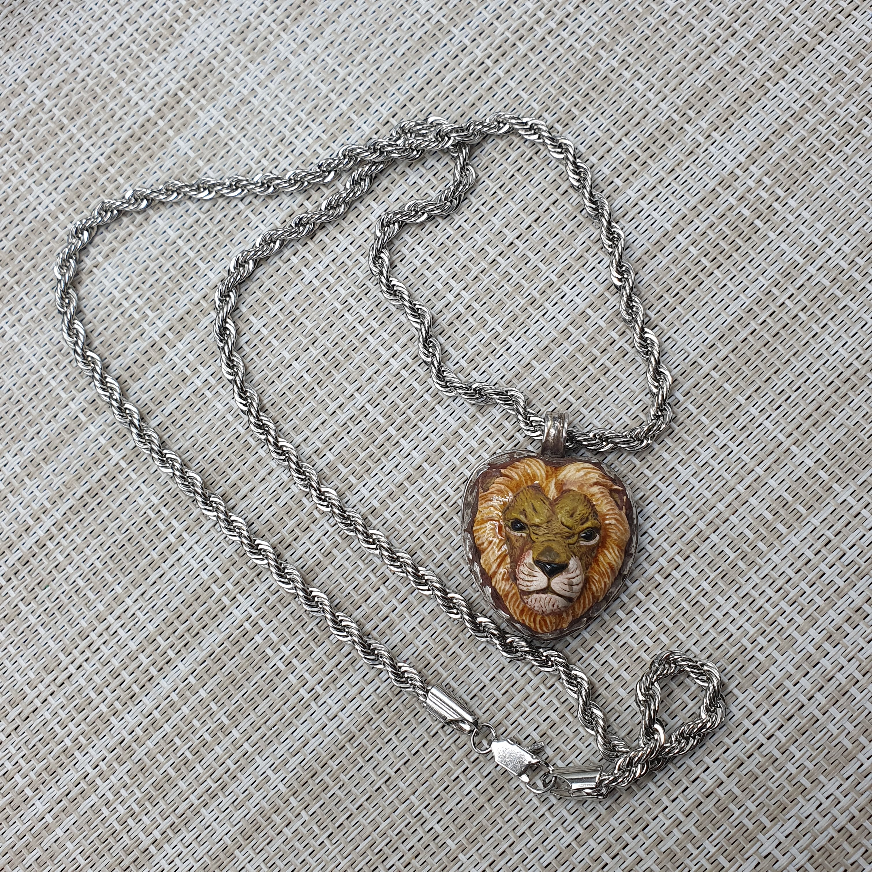 Vintage Ceramic Brass Lion Face with Stainless Steel Chain Pendant Necklace