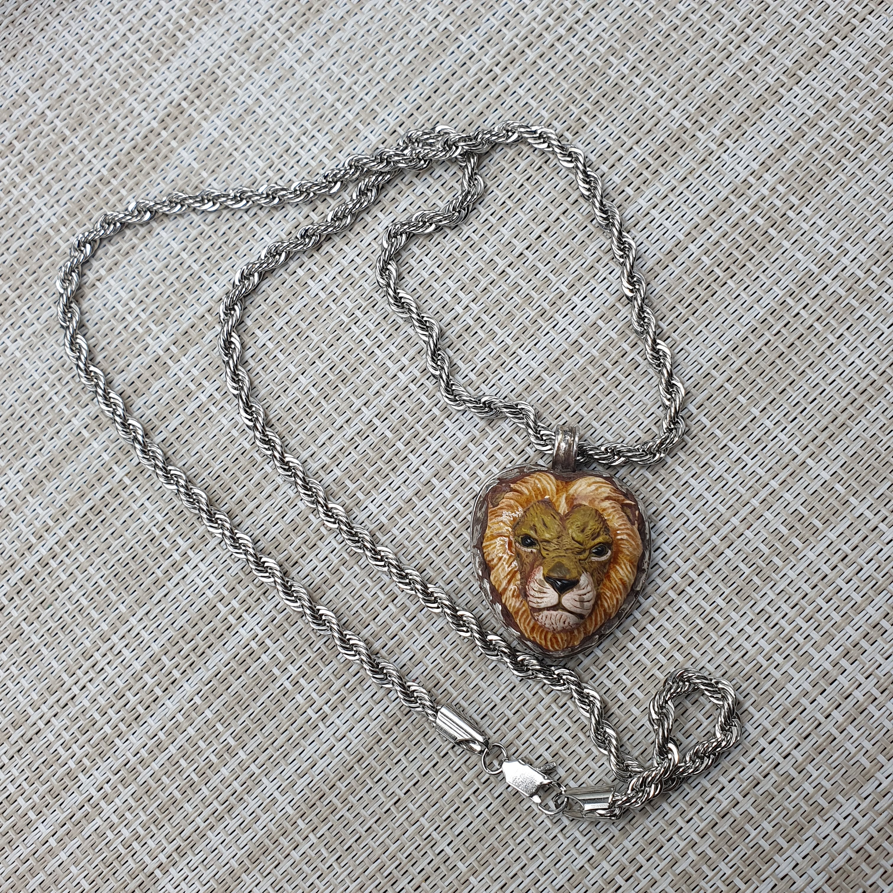 Vintage Ceramic Brass Lion Face with Stainless Steel Chain Pendant Necklace