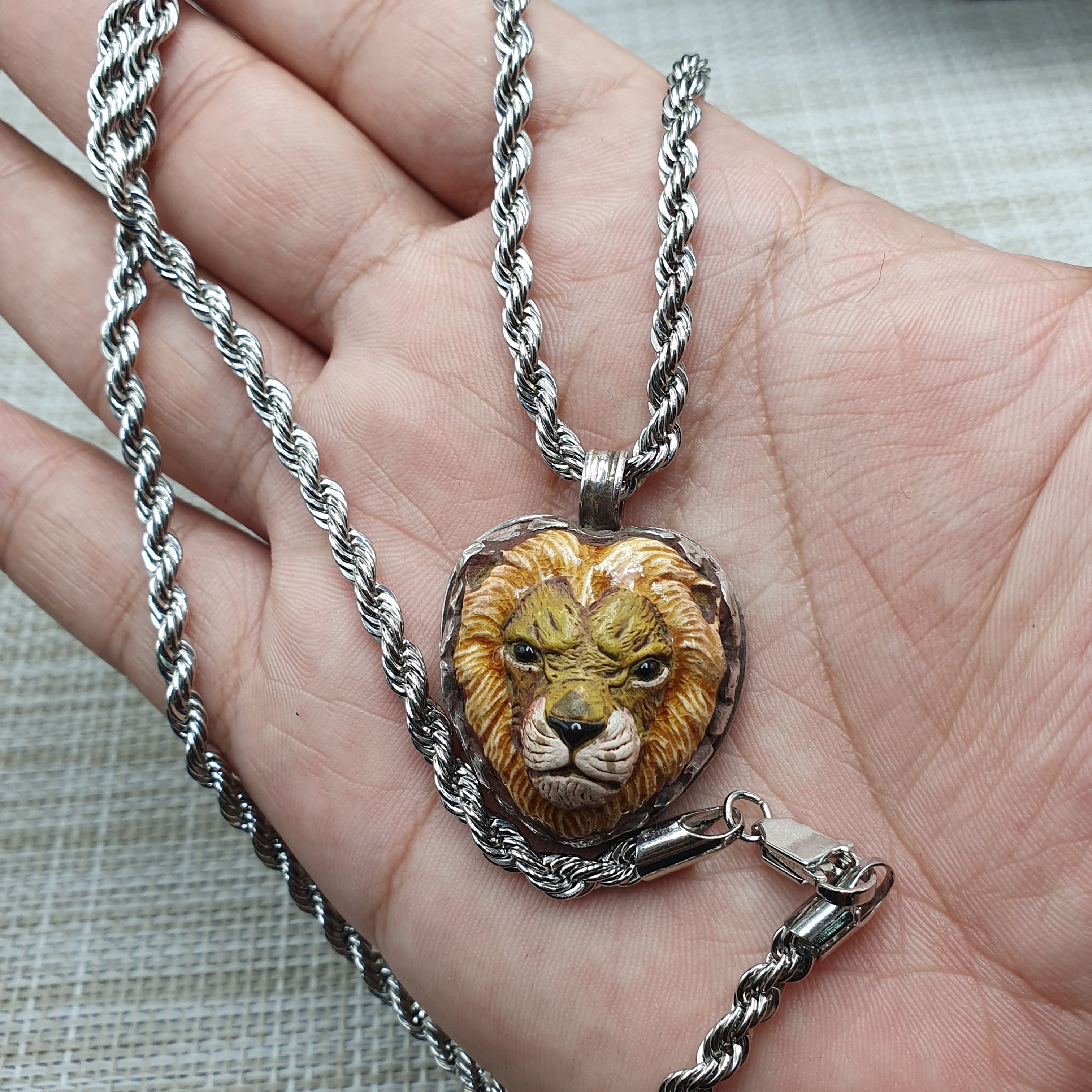Vintage Ceramic Brass Lion Face with Stainless Steel Chain Pendant Necklace