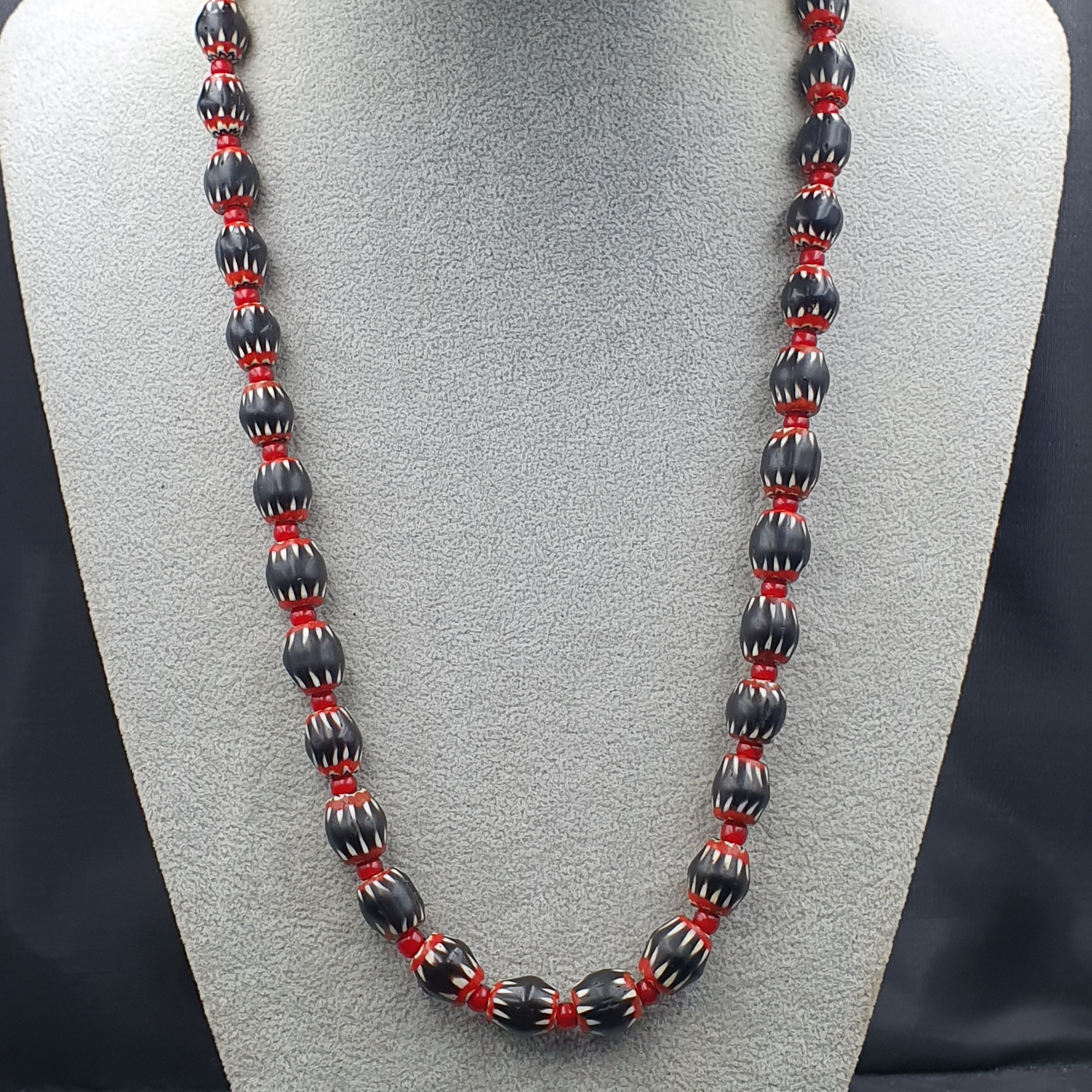 Antique Style Black Chevron & Venetian WhiteHeart Glass Beaded Necklace  Jewelry Gift