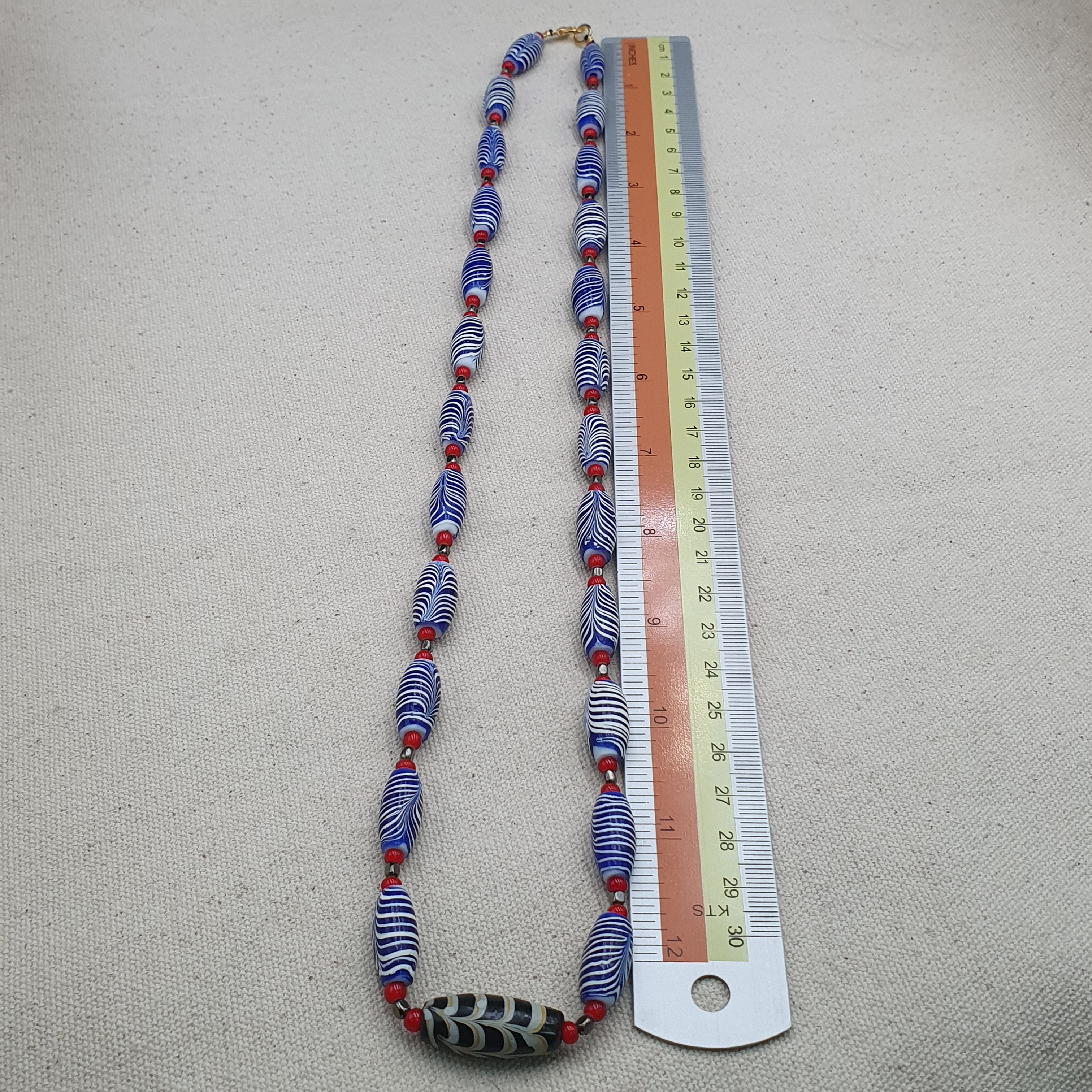 Vintage Venetian Style Feather Desgin Glass & Venetian Red WhiteHeart Glass Beads Necklace