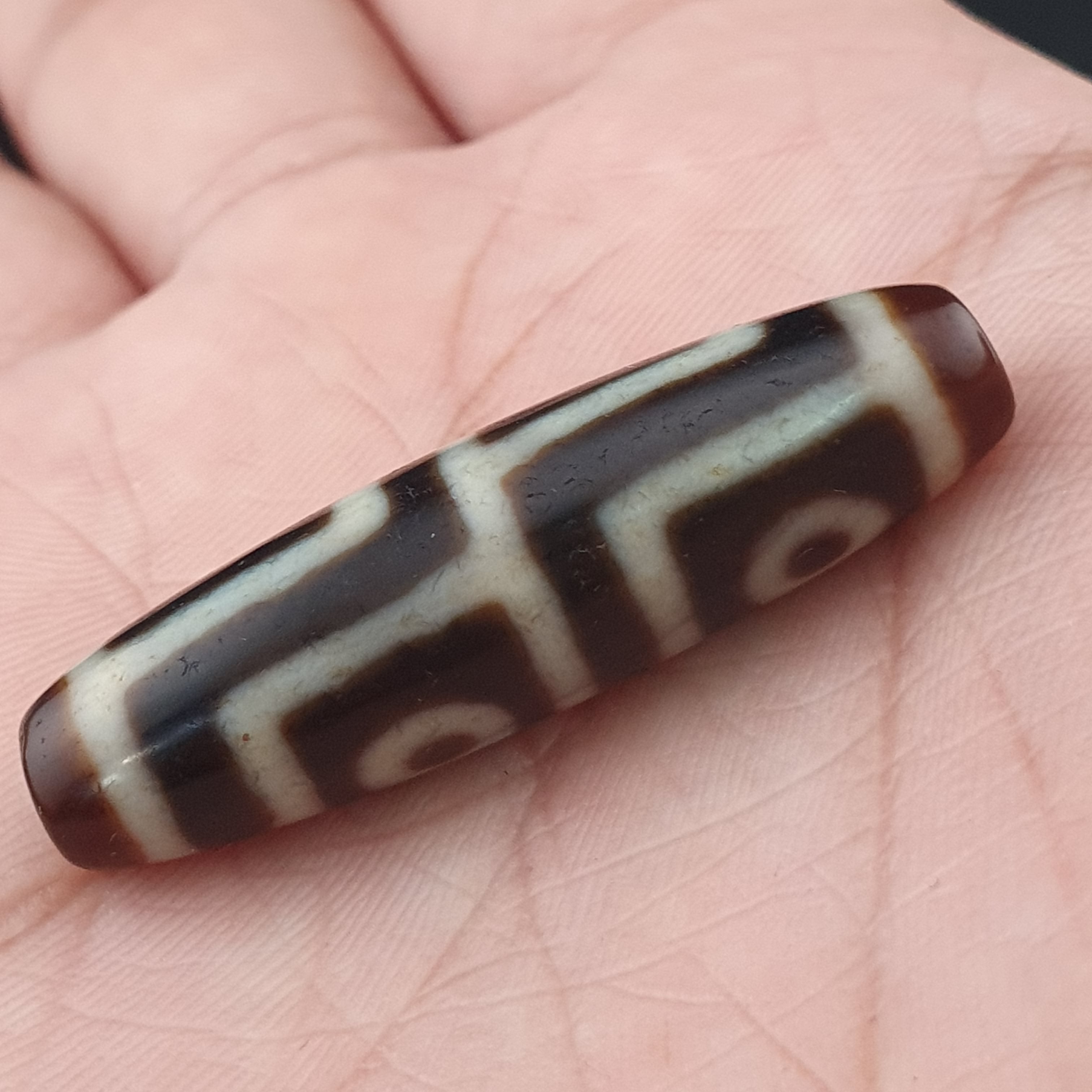 Antique 4 Eyes Himalayan Tibetan Agate Dzi Bead Amulet