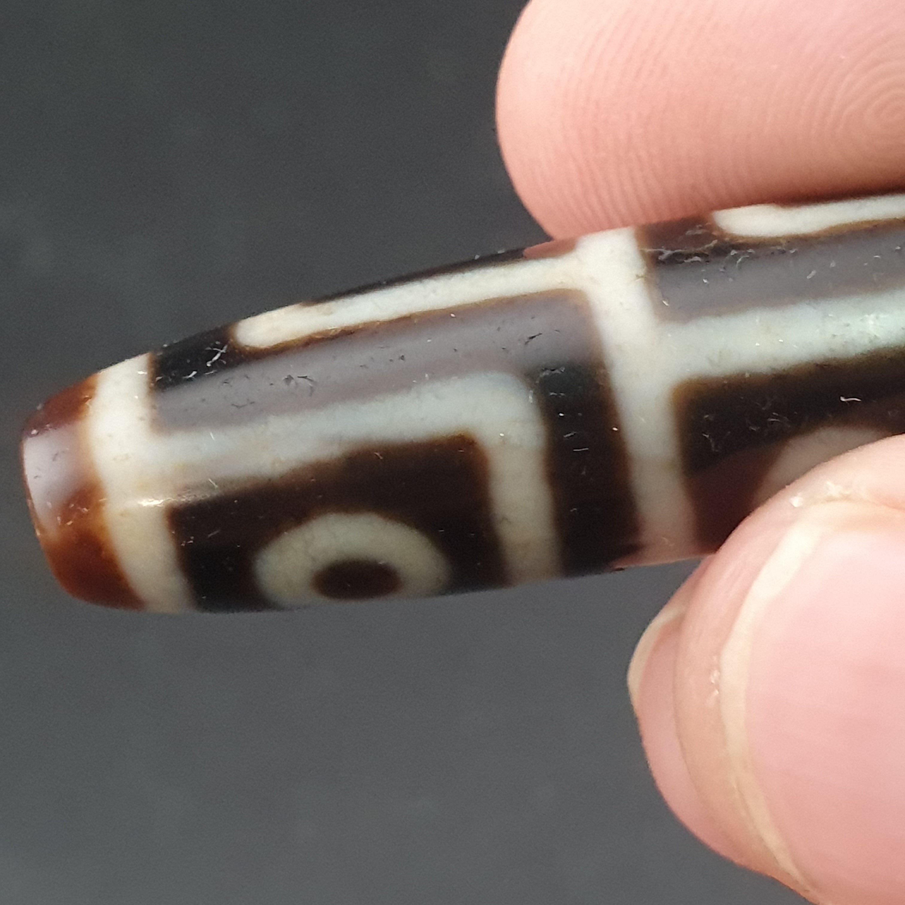 Antique 4 Eyes Himalayan Tibetan Agate Dzi Bead Amulet